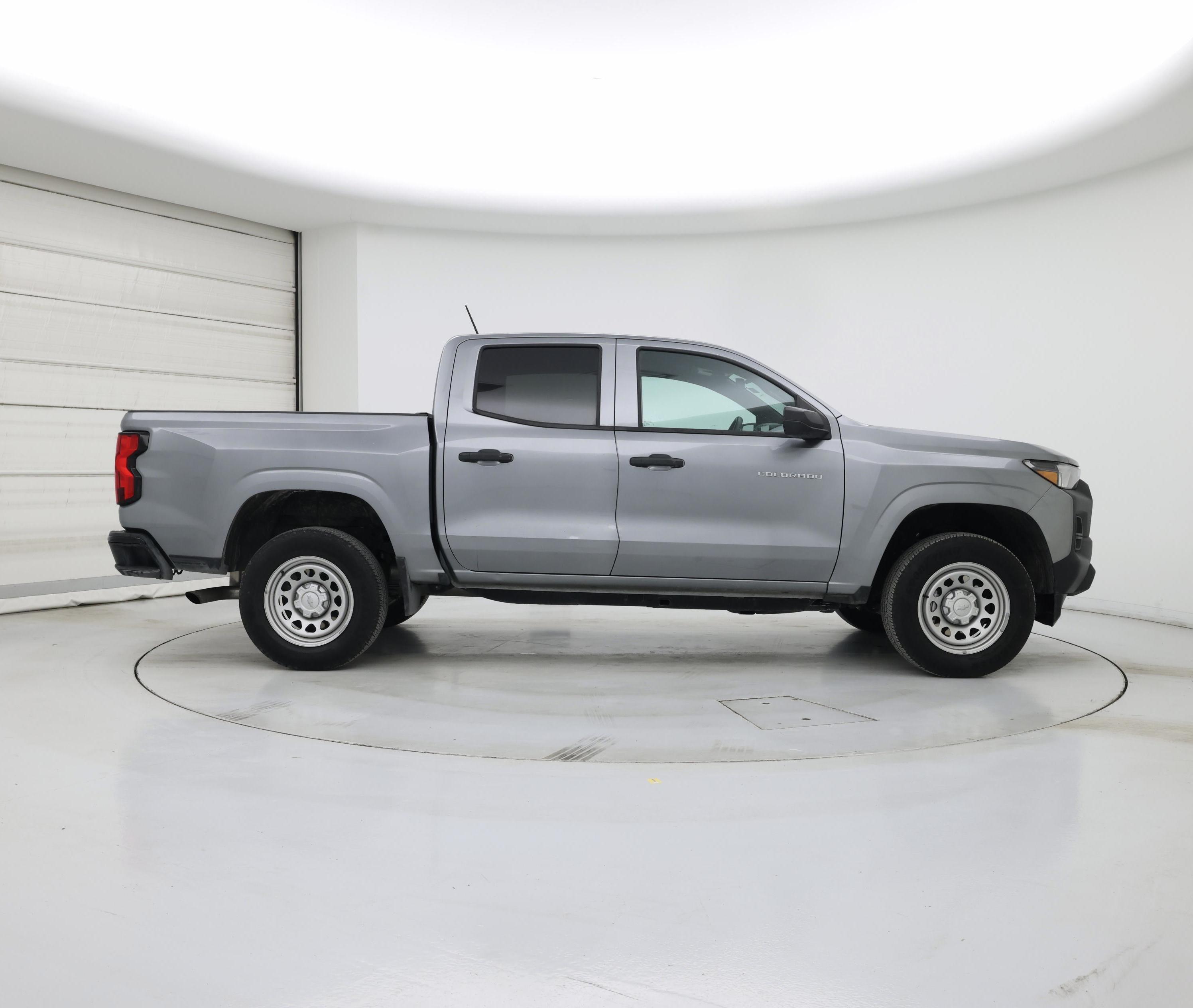 Thumbnail: 2023 Chevrolet Colorado - 7