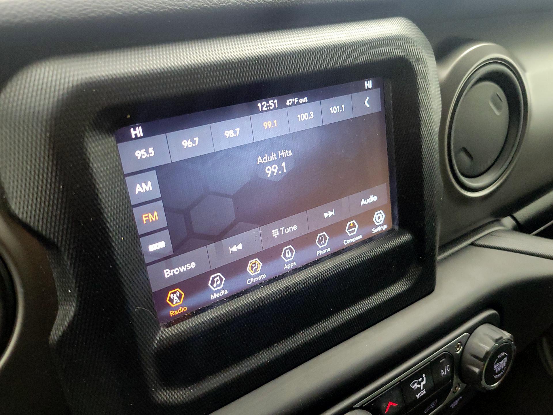 Thumbnail: 2022 Jeep Gladiator - 15