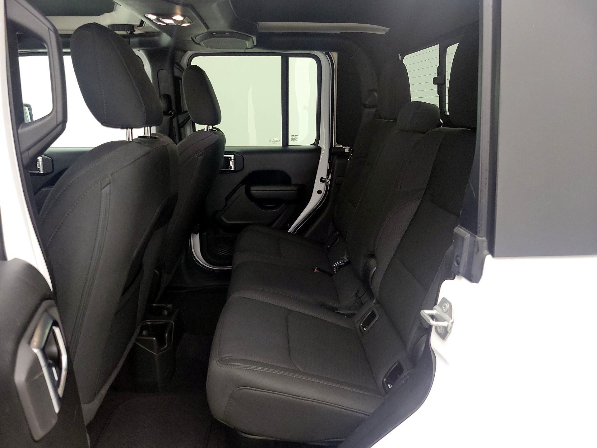 Thumbnail: 2022 Jeep Gladiator - 18