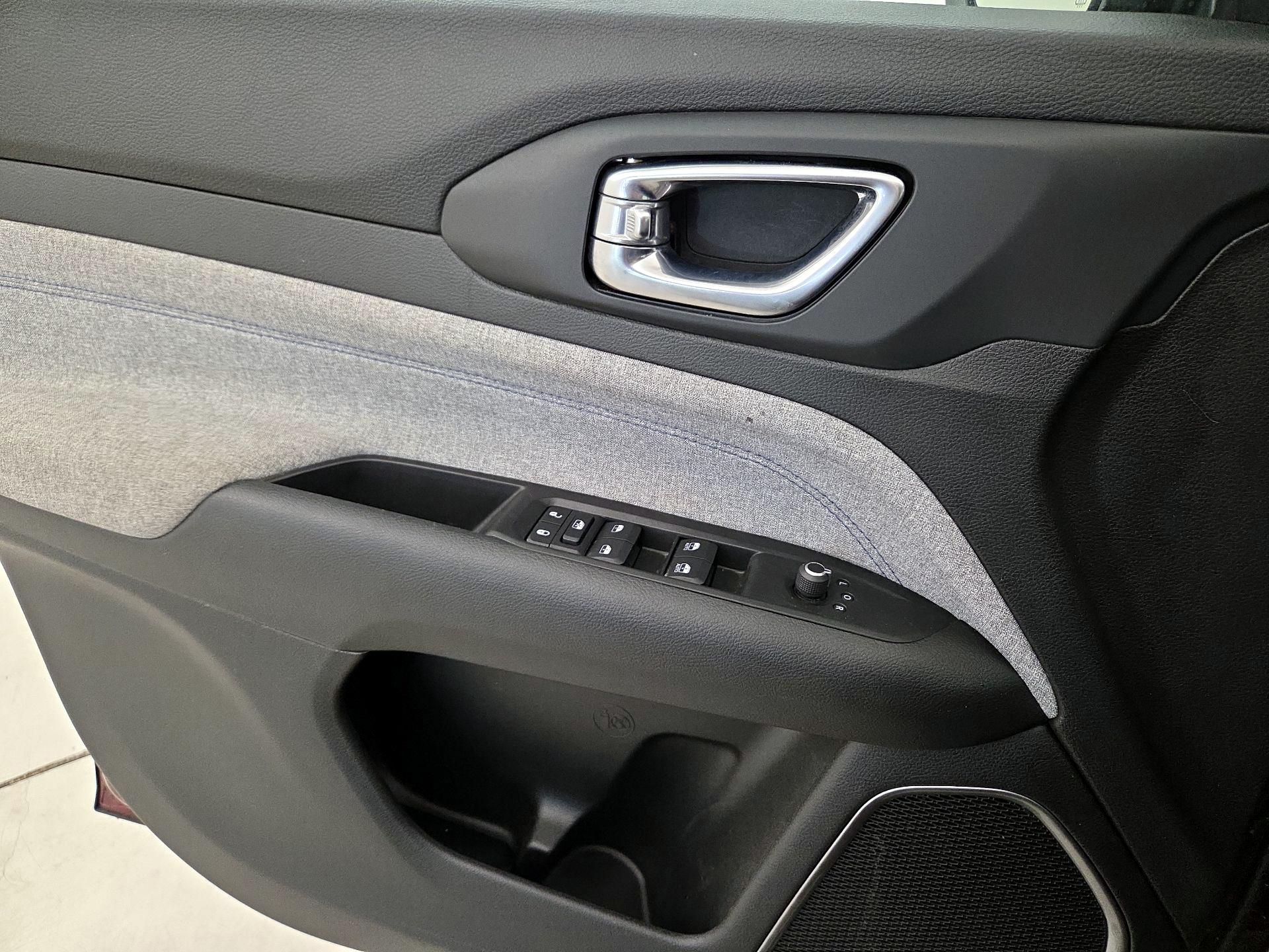 Thumbnail: 2022 Jeep Compass - 12