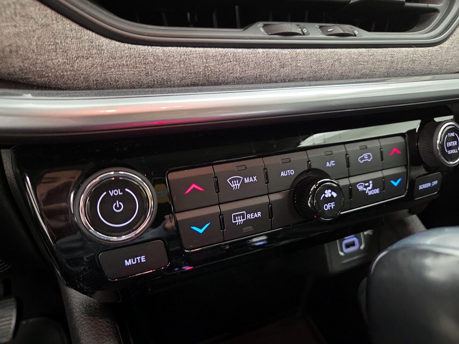 Thumbnail: 2022 Jeep Compass - 15