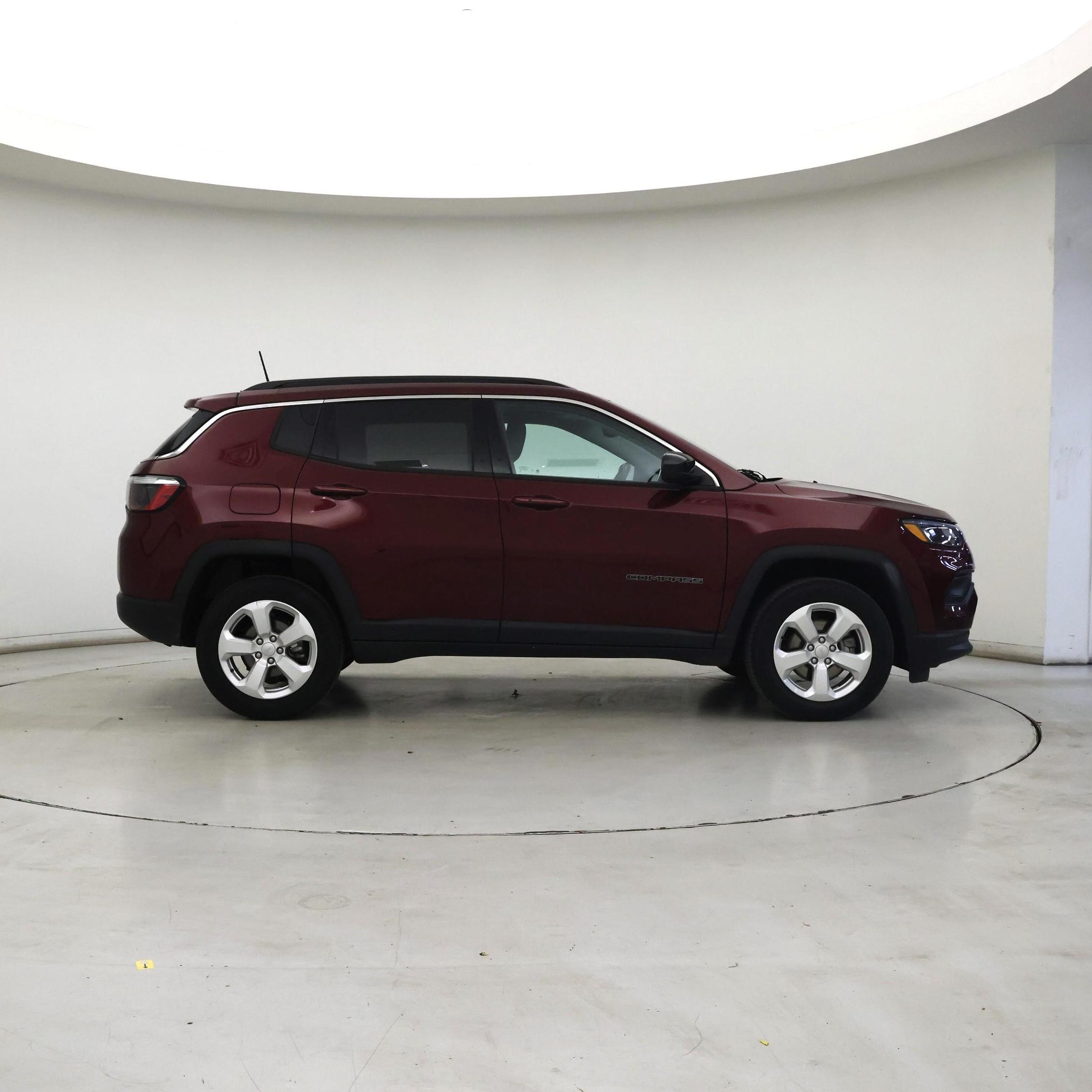 Thumbnail: 2022 Jeep Compass - 7