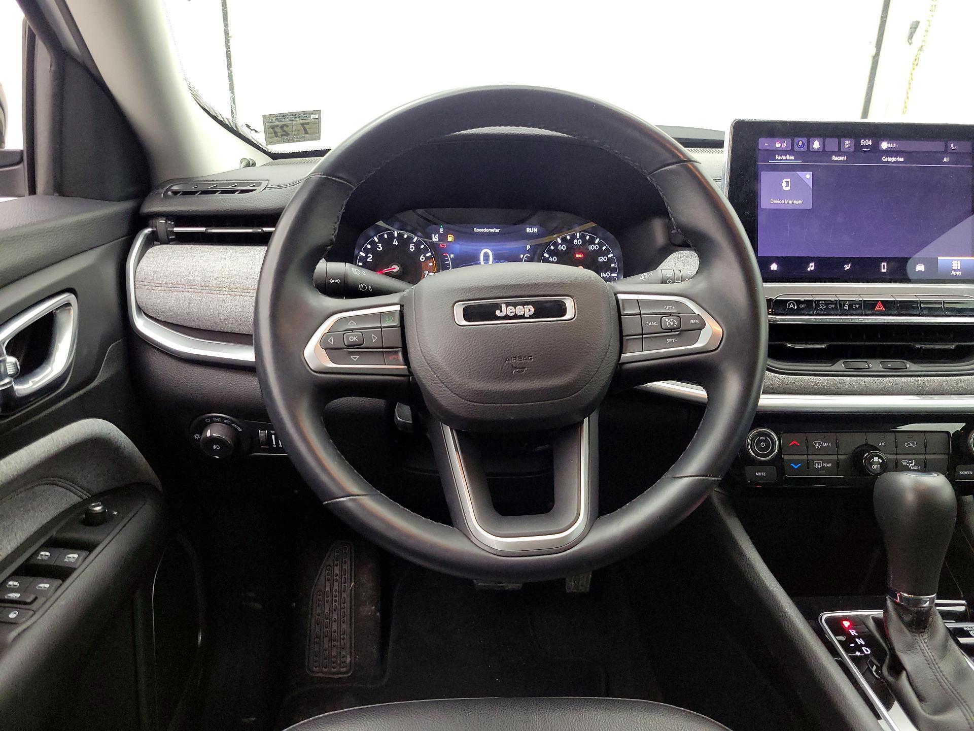 Thumbnail: 2022 Jeep Compass - 10