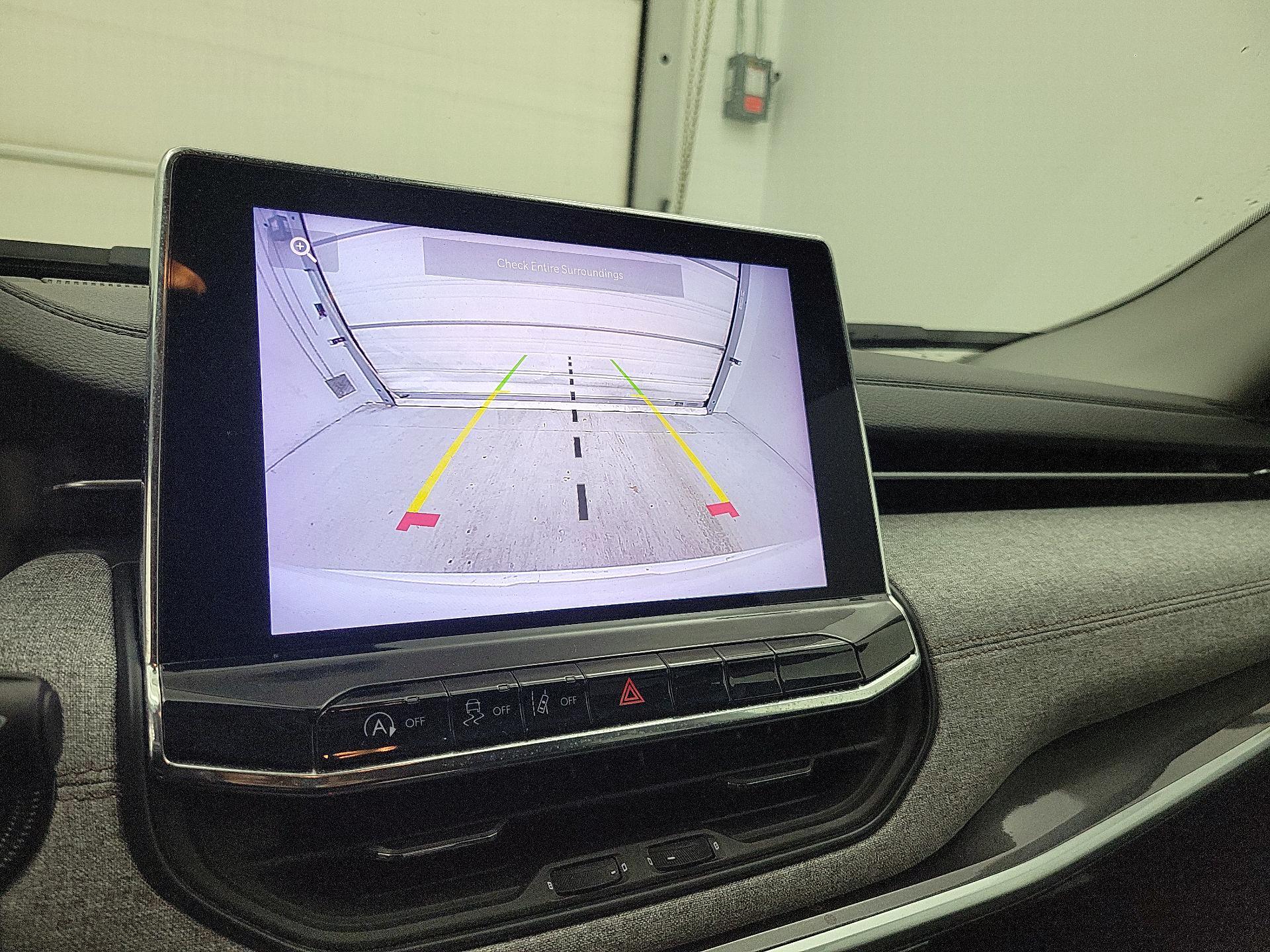 Thumbnail: 2022 Jeep Compass - 14