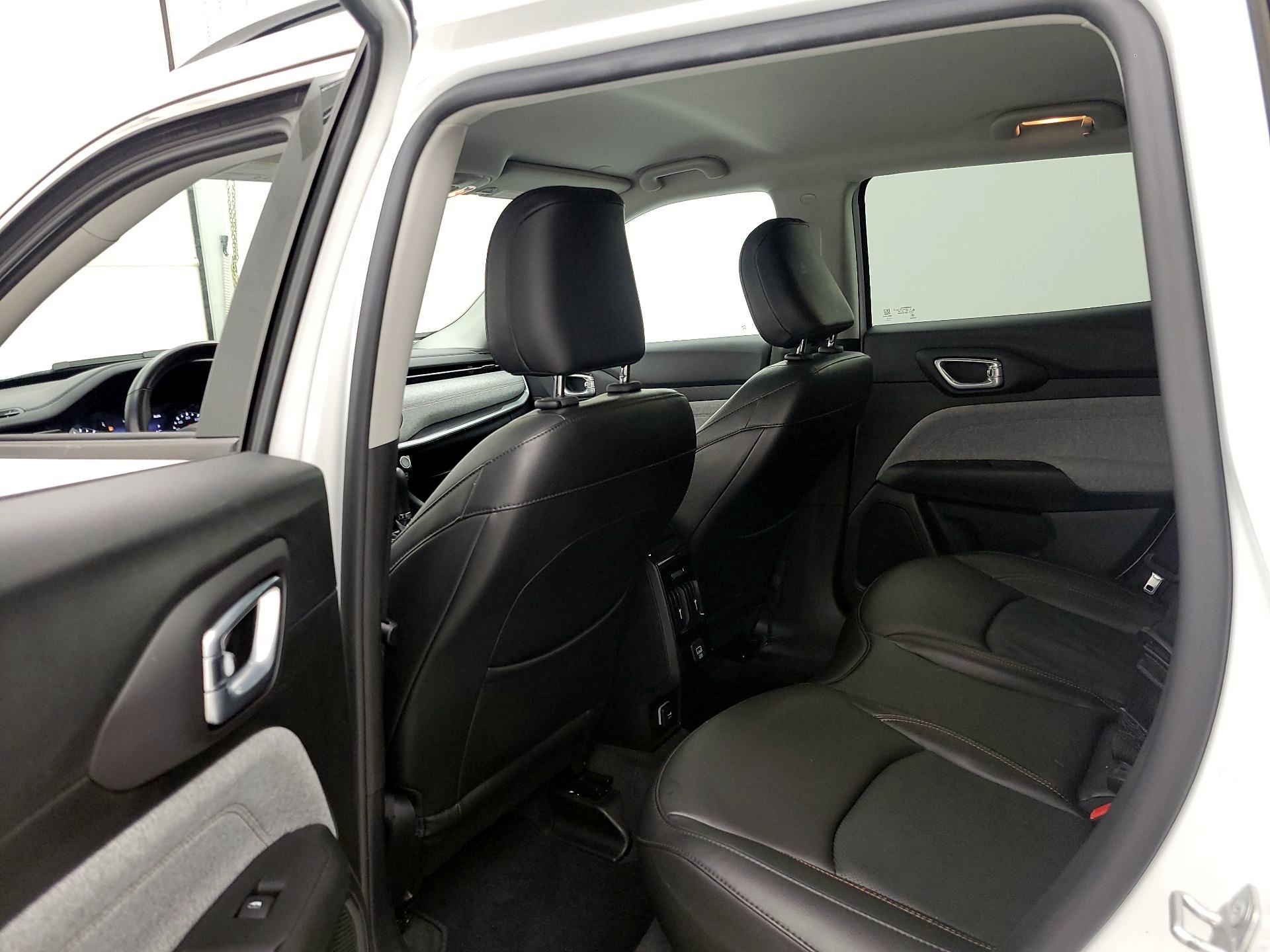 Thumbnail: 2022 Jeep Compass - 19