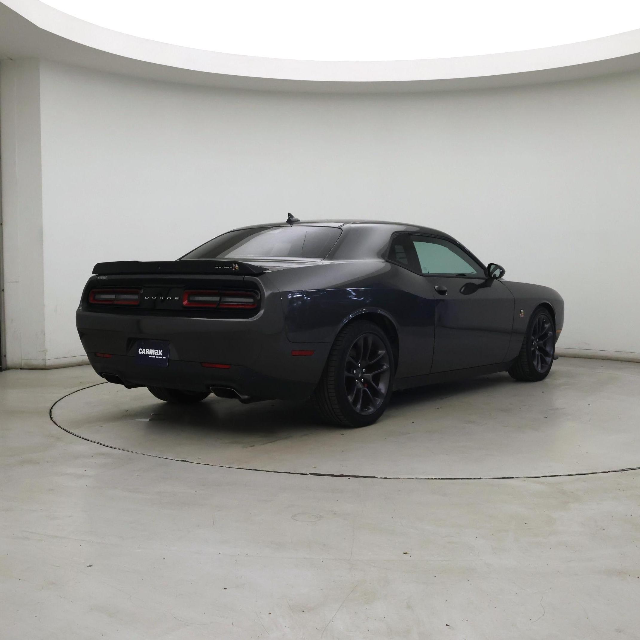 Thumbnail: 2022 Dodge Challenger - 8