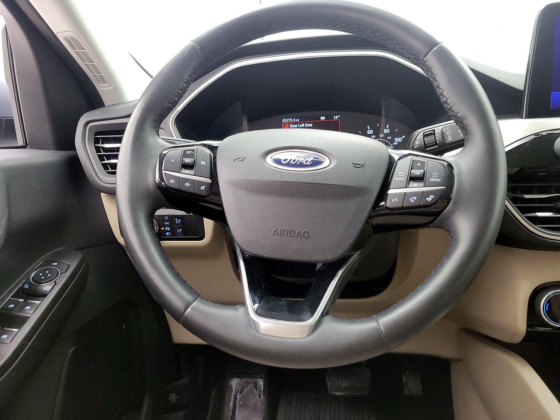 Thumbnail: 2022 Ford Escape - 10