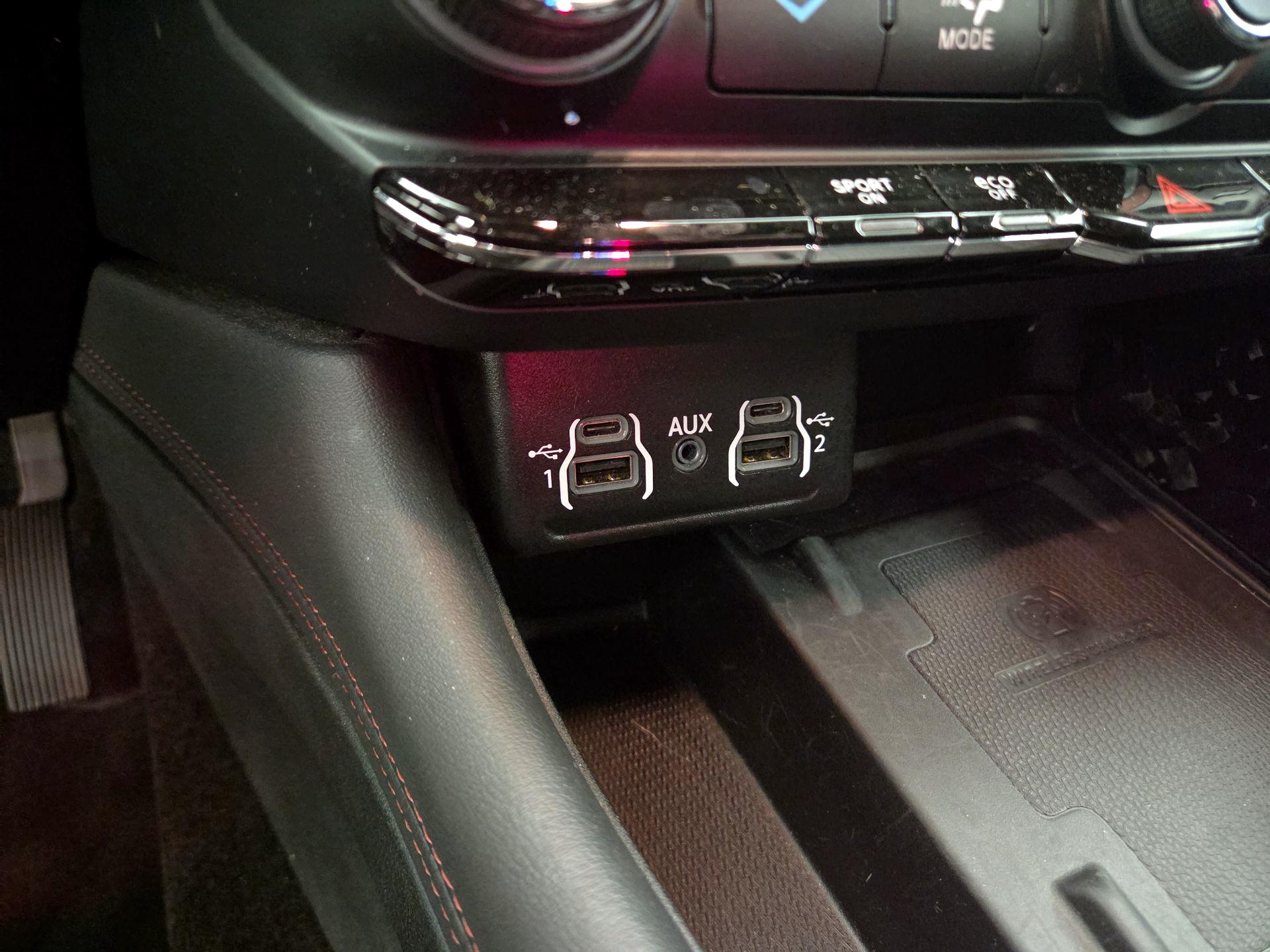 Thumbnail: 2022 Dodge Durango - 18