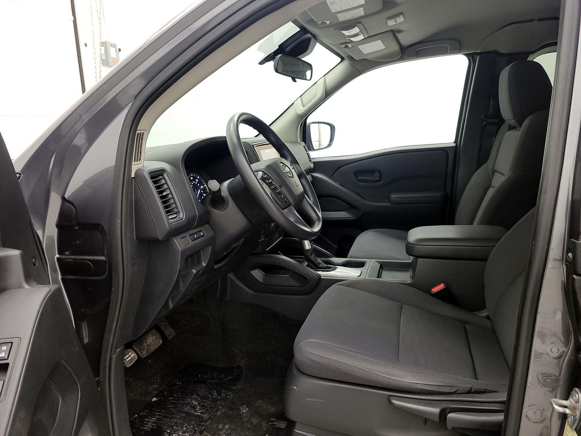 Thumbnail: 2022 Nissan Frontier - 11