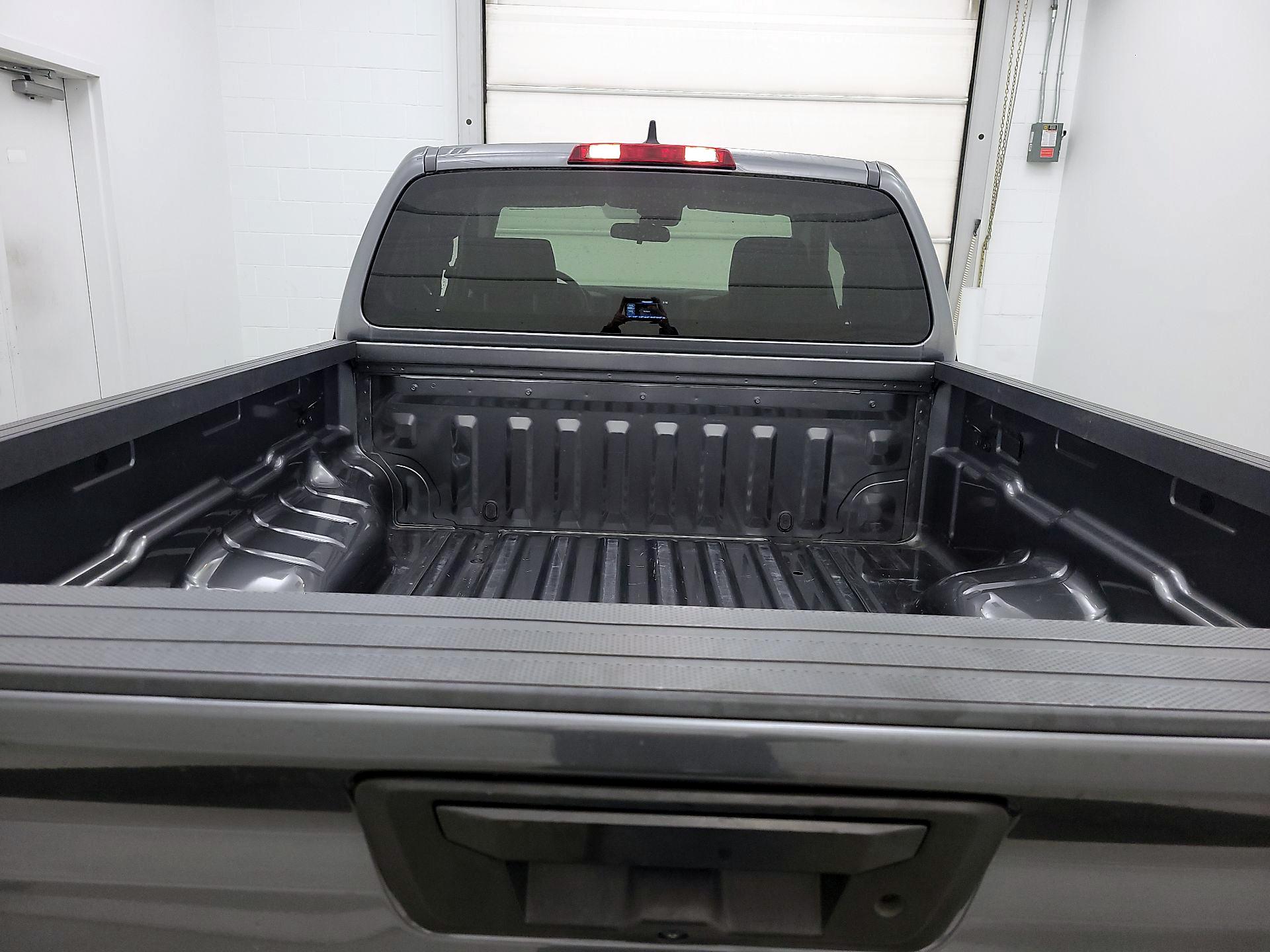 Thumbnail: 2022 Nissan Frontier - 19