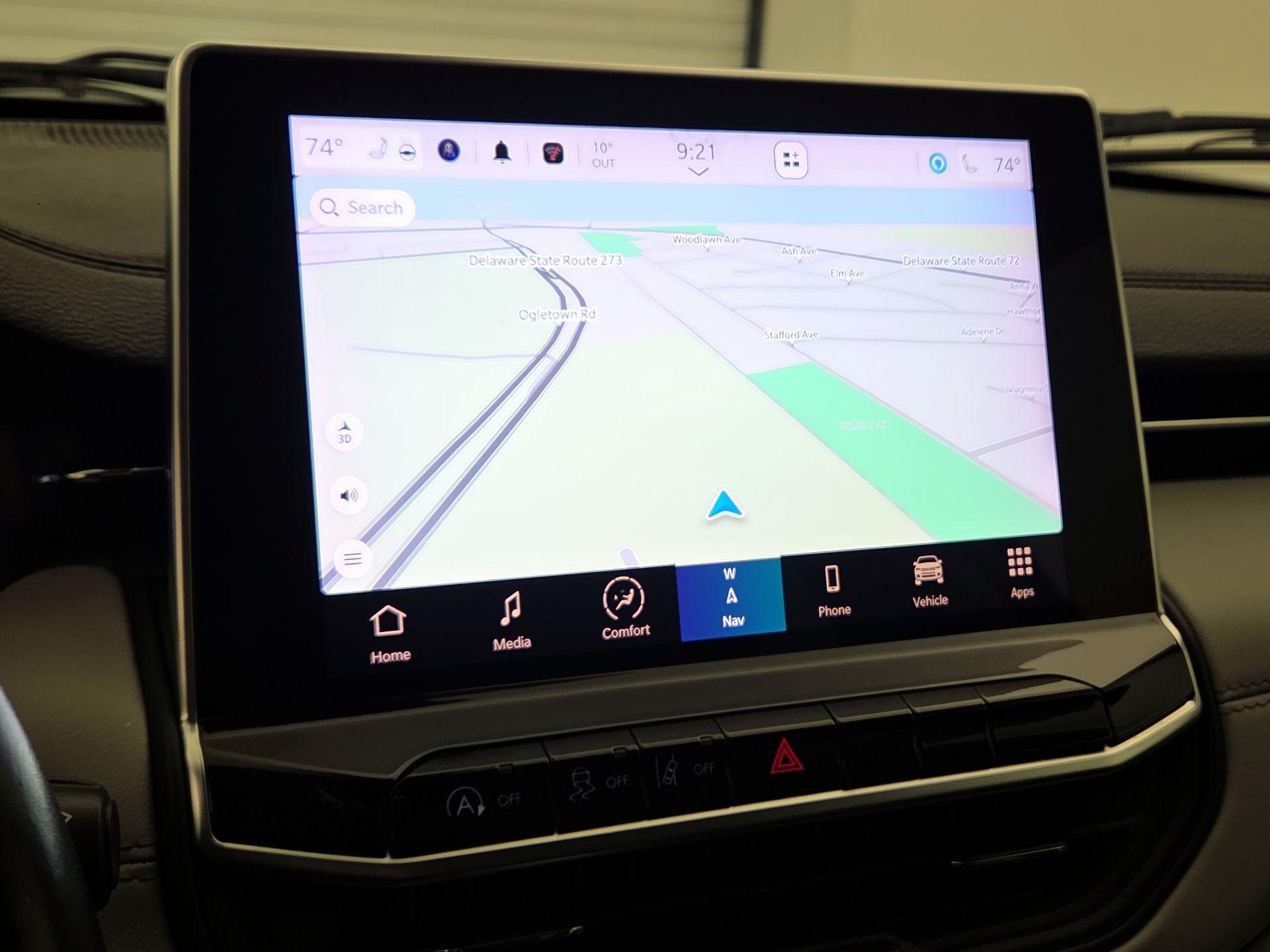 Thumbnail: 2022 Jeep Compass - 14