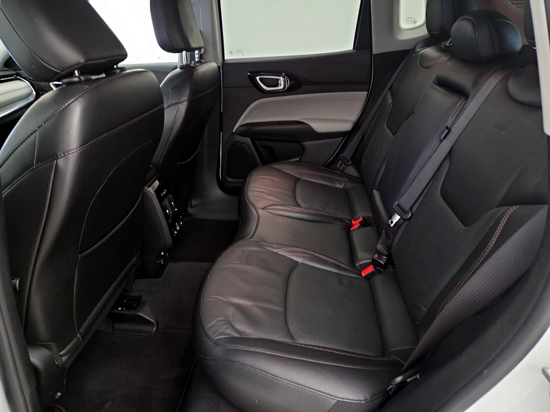 Thumbnail: 2022 Jeep Compass - 20