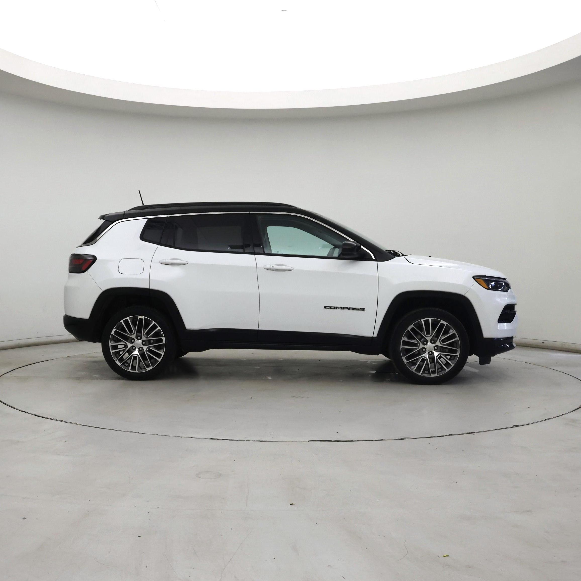 Thumbnail: 2022 Jeep Compass - 7
