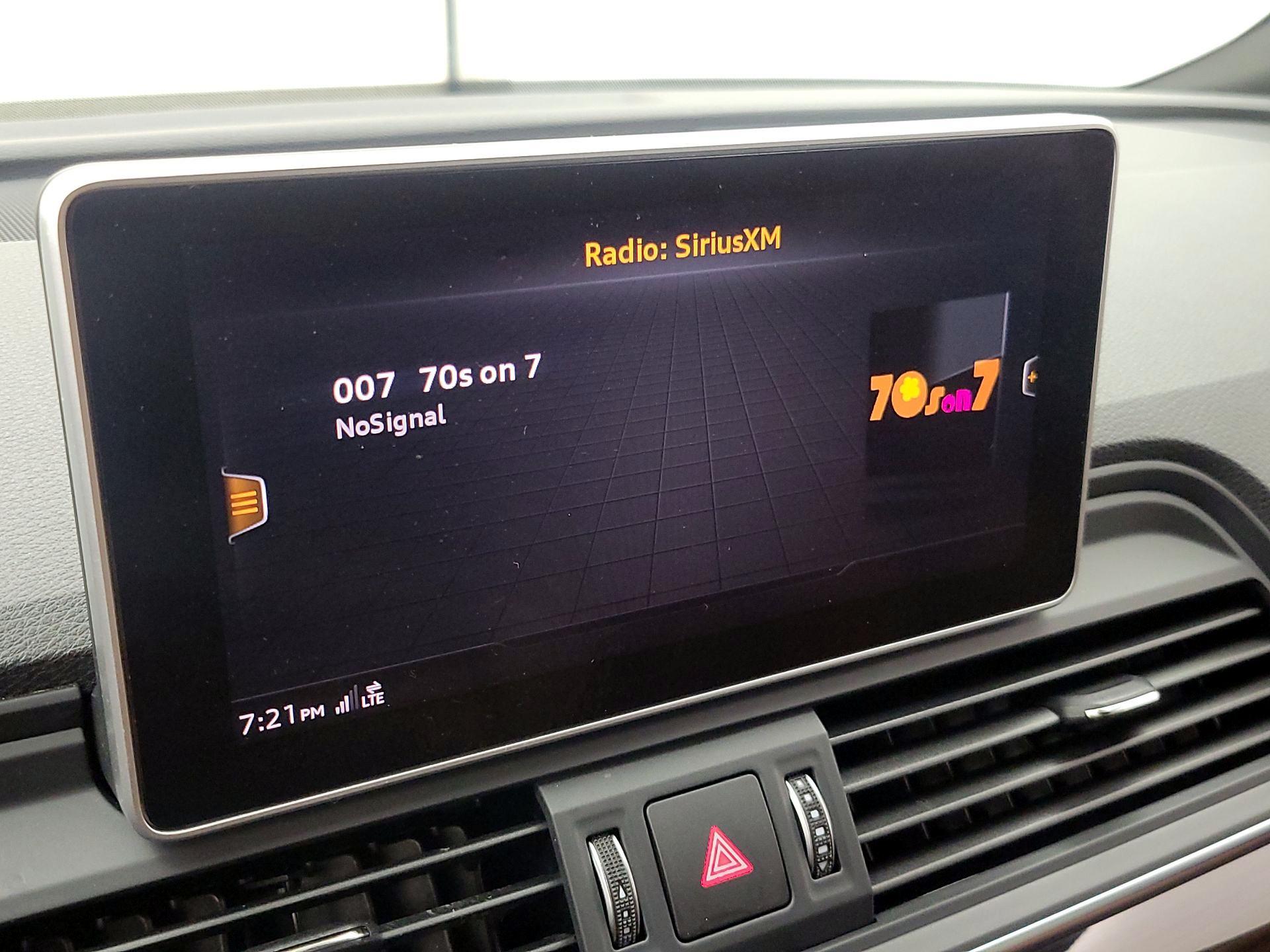 Thumbnail: 2020 Audi Q5 - 16