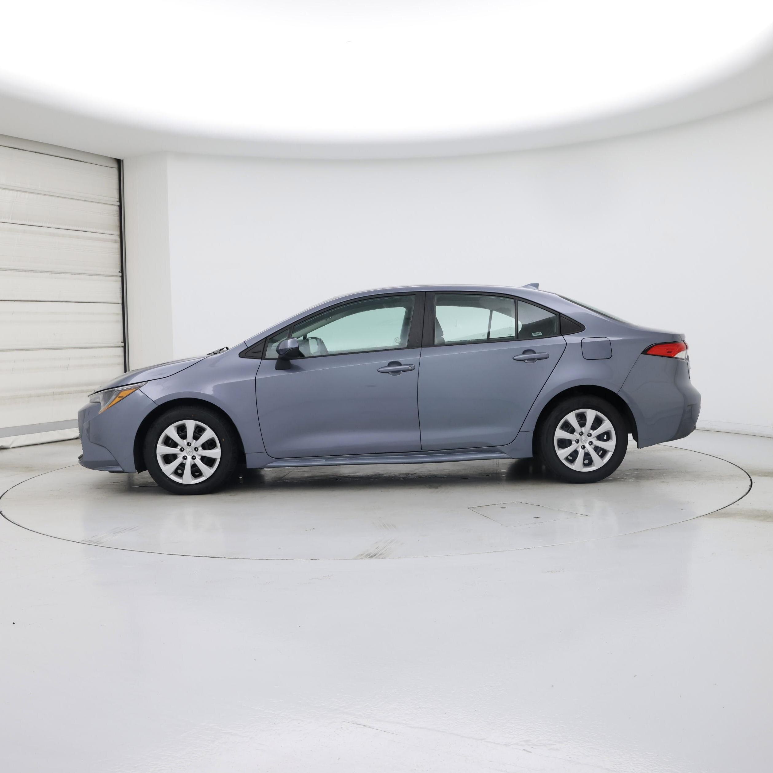 Thumbnail: 2024 Toyota Corolla - 3