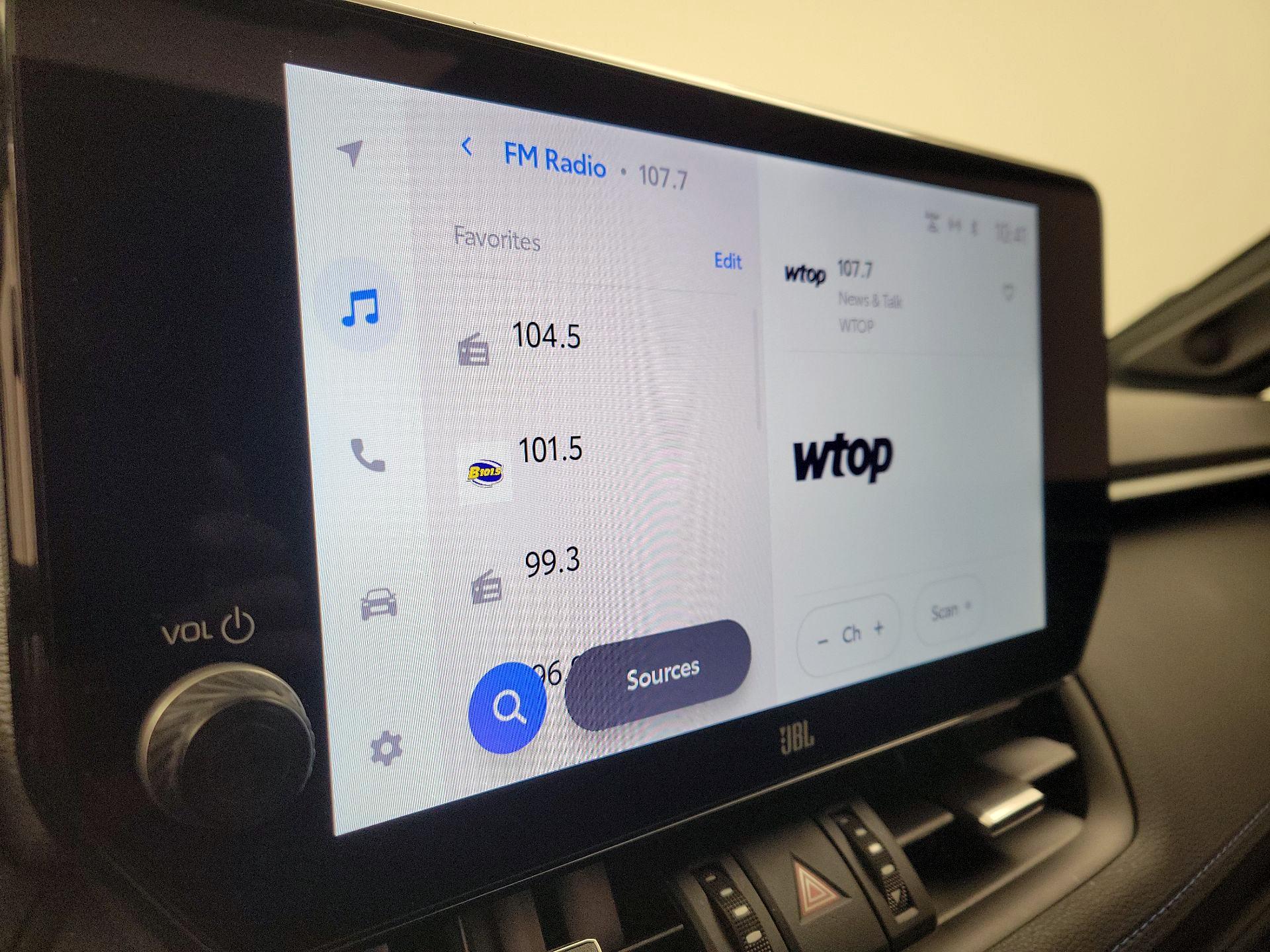 Thumbnail: 2025 Toyota RAV4 - 15