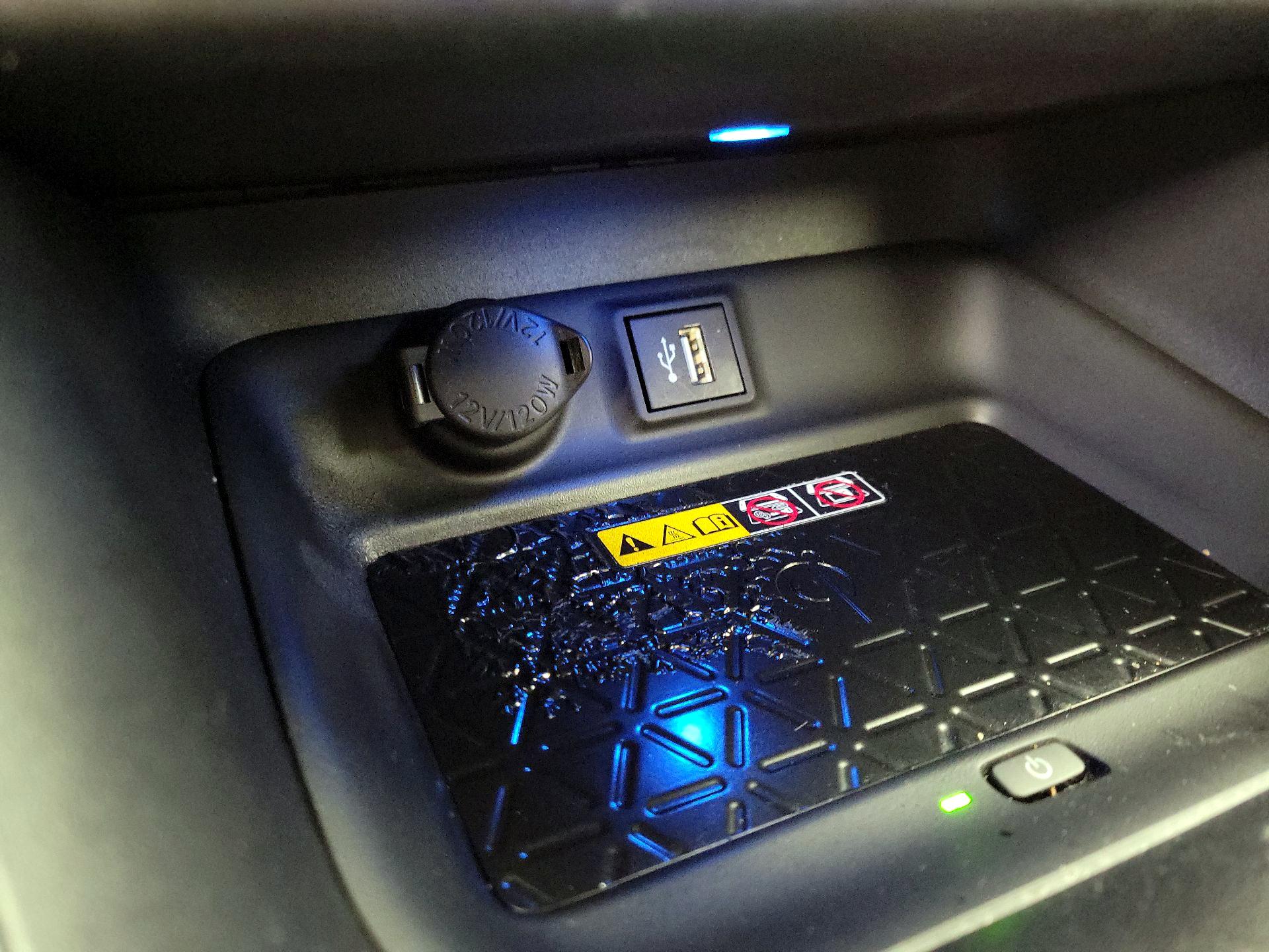 Thumbnail: 2025 Toyota RAV4 - 18