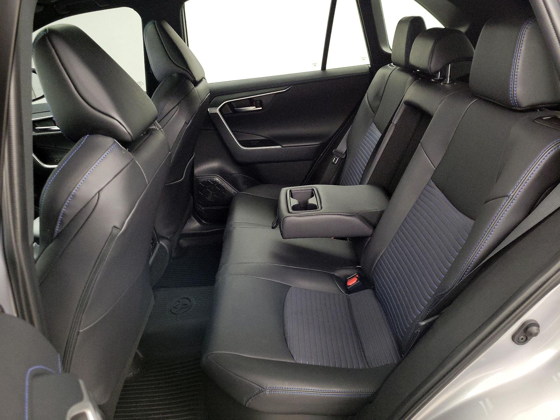 Thumbnail: 2025 Toyota RAV4 - 20