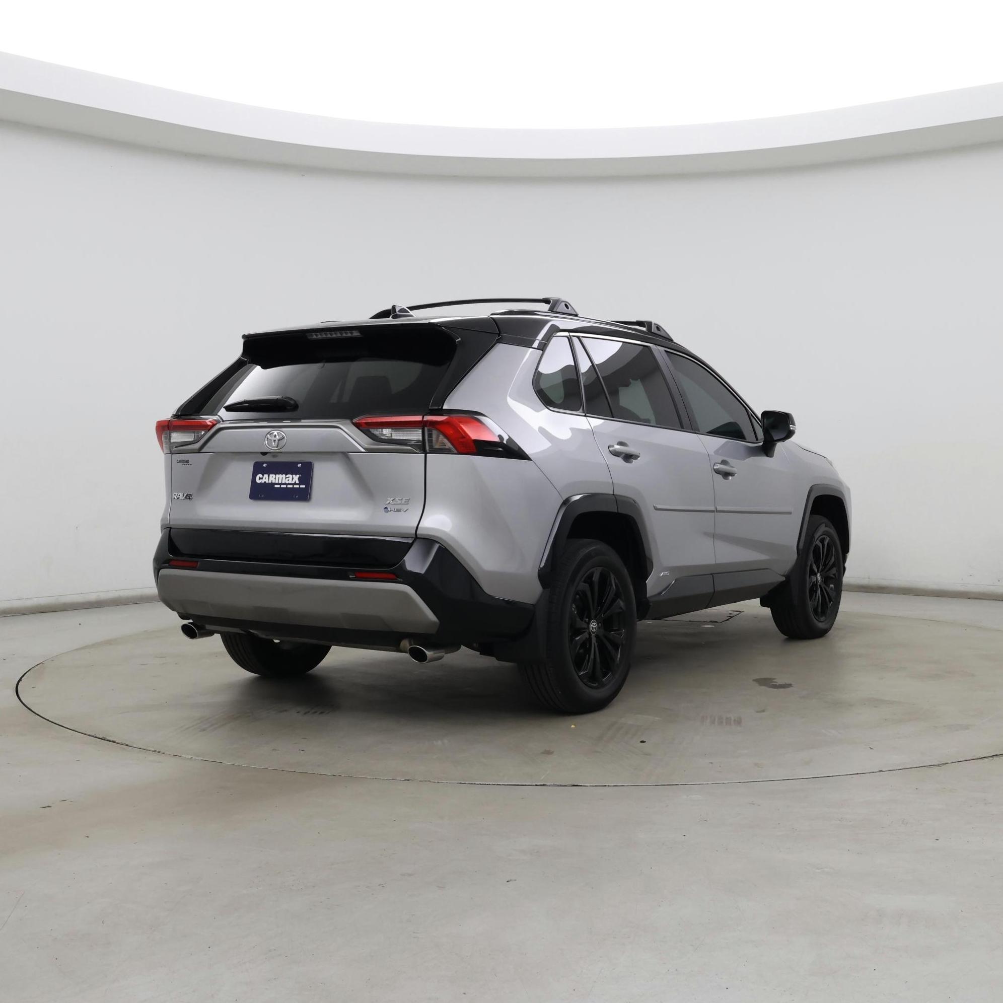 Thumbnail: 2025 Toyota RAV4 - 8