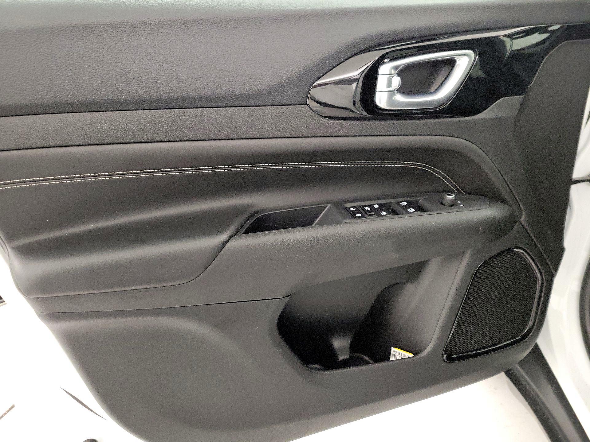 Thumbnail: 2024 Jeep Compass - 12