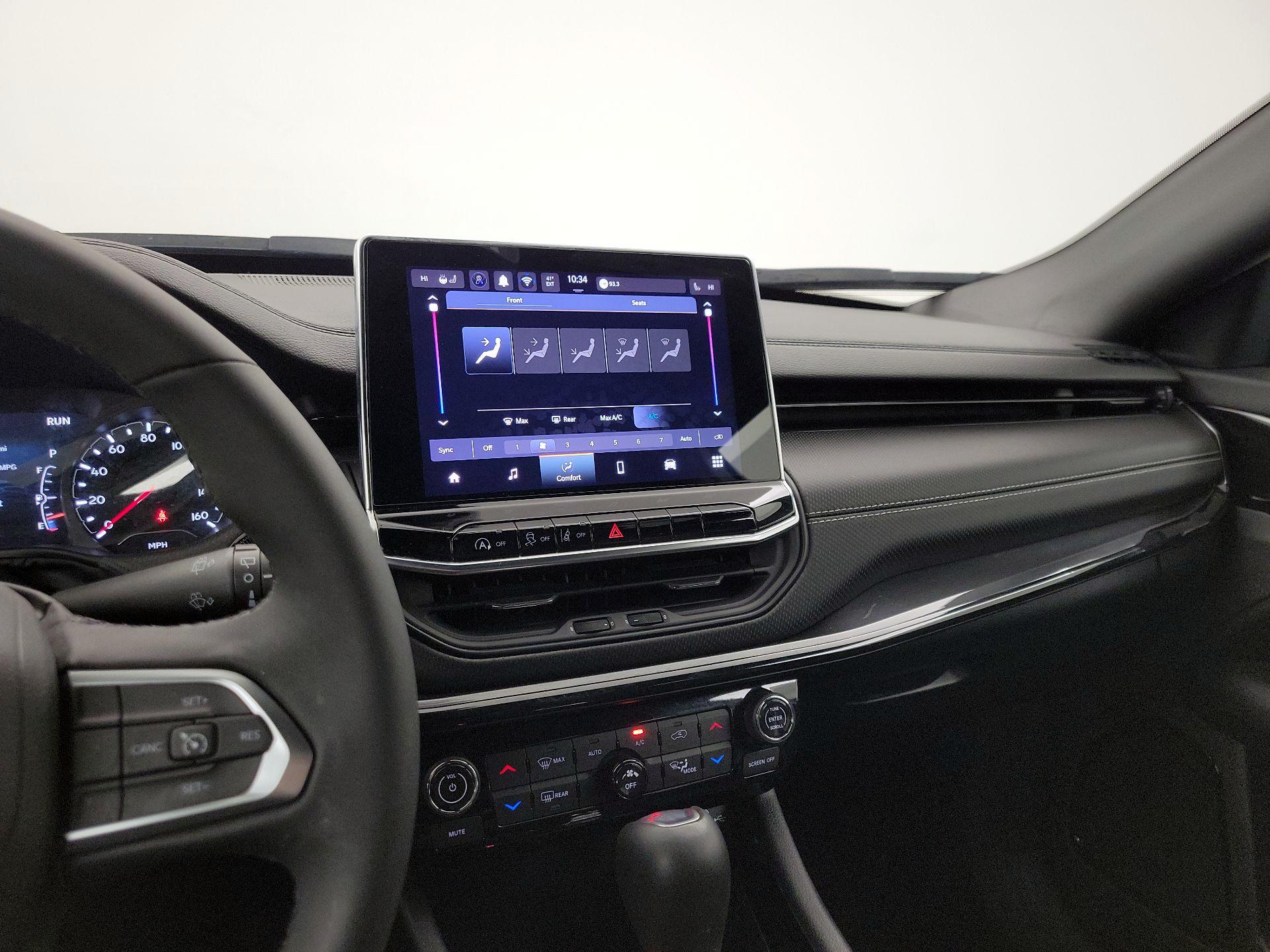 Thumbnail: 2024 Jeep Compass - 16