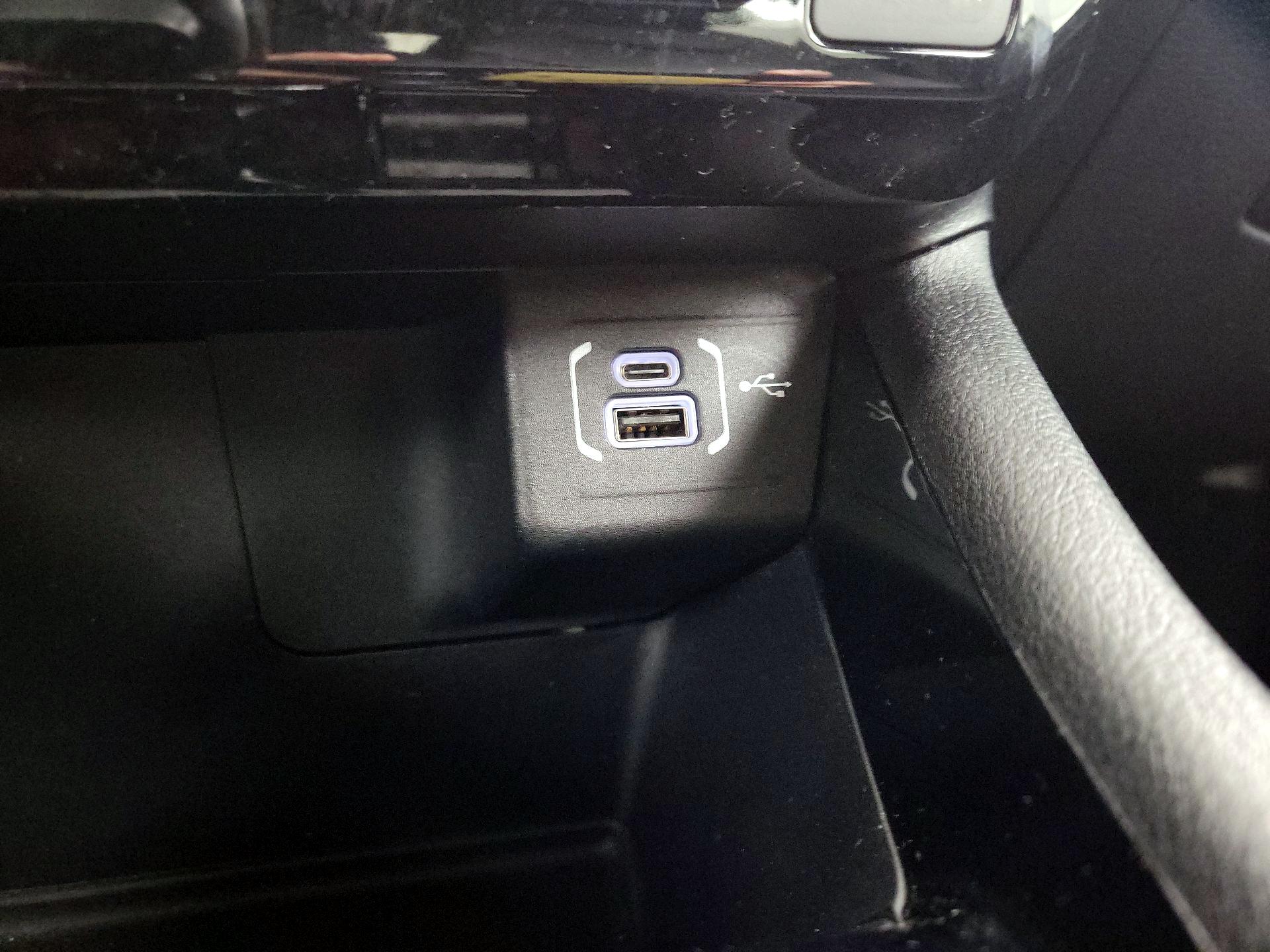 Thumbnail: 2024 Jeep Compass - 18