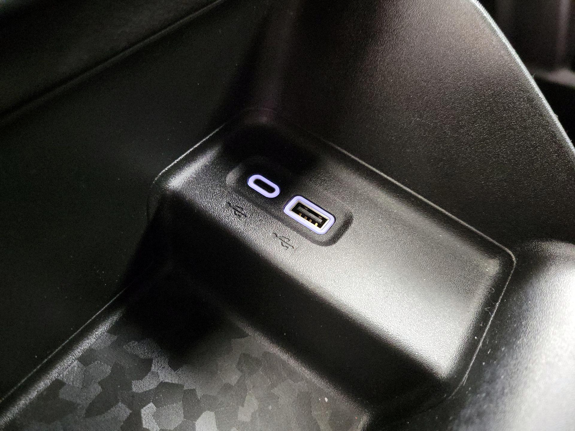 Thumbnail: 2023 Chevrolet Colorado - 18