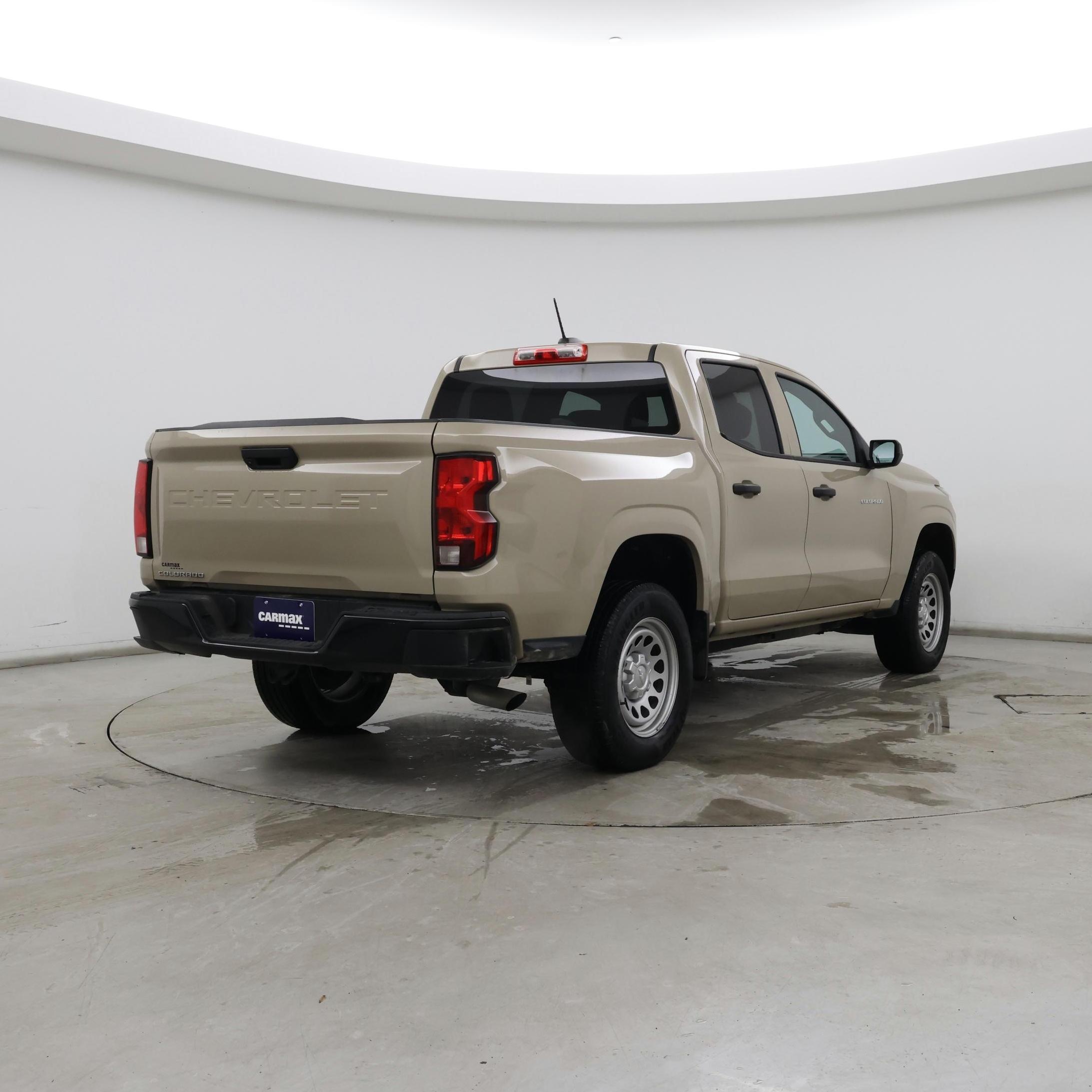 Thumbnail: 2023 Chevrolet Colorado - 8