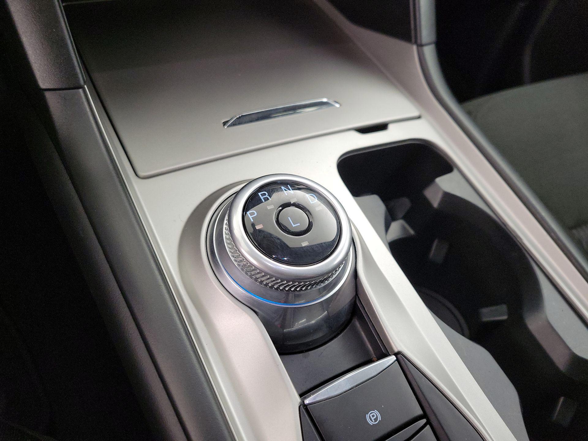 Thumbnail: 2022 Ford Explorer - 17