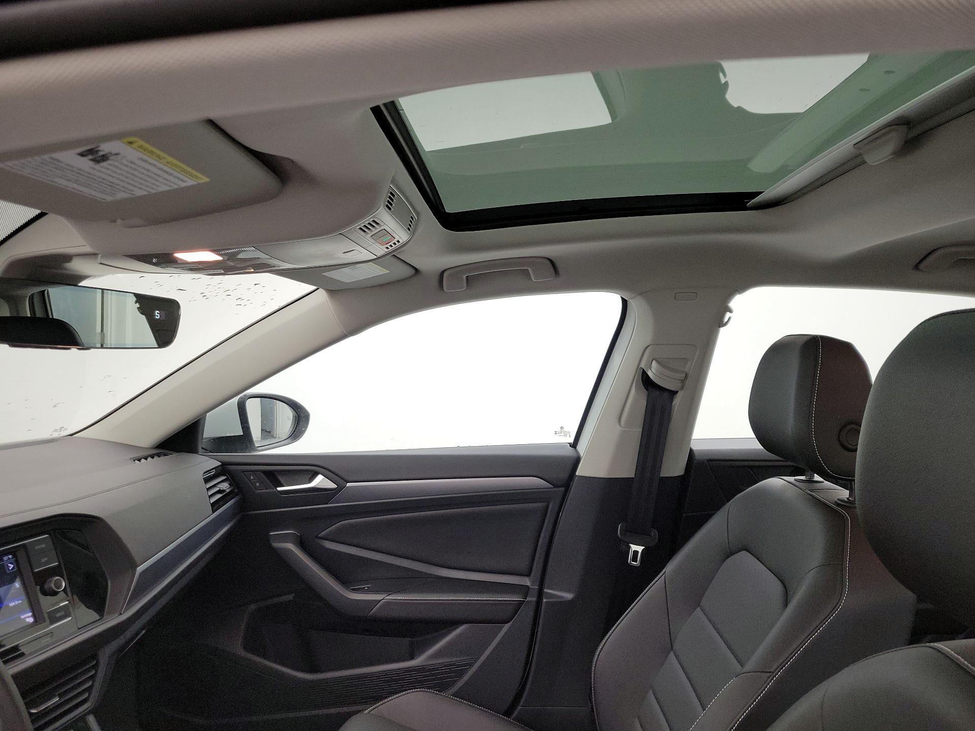 Thumbnail: 2024 Volkswagen Jetta - 19