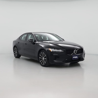2023 Volvo S60 Recharge PHEV T8 Plus Dark Theme