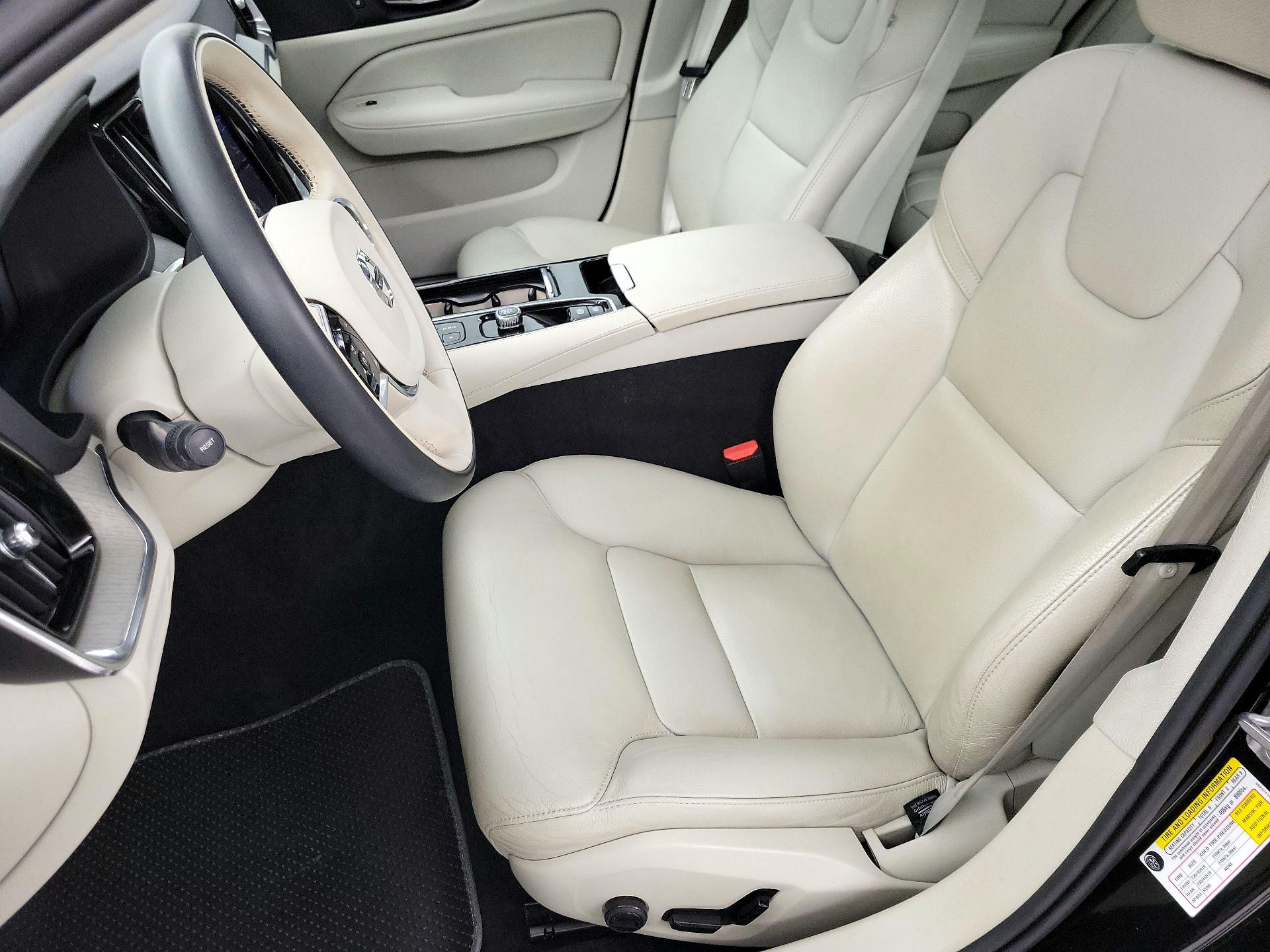 Thumbnail: 2023 Volvo S60 - 11