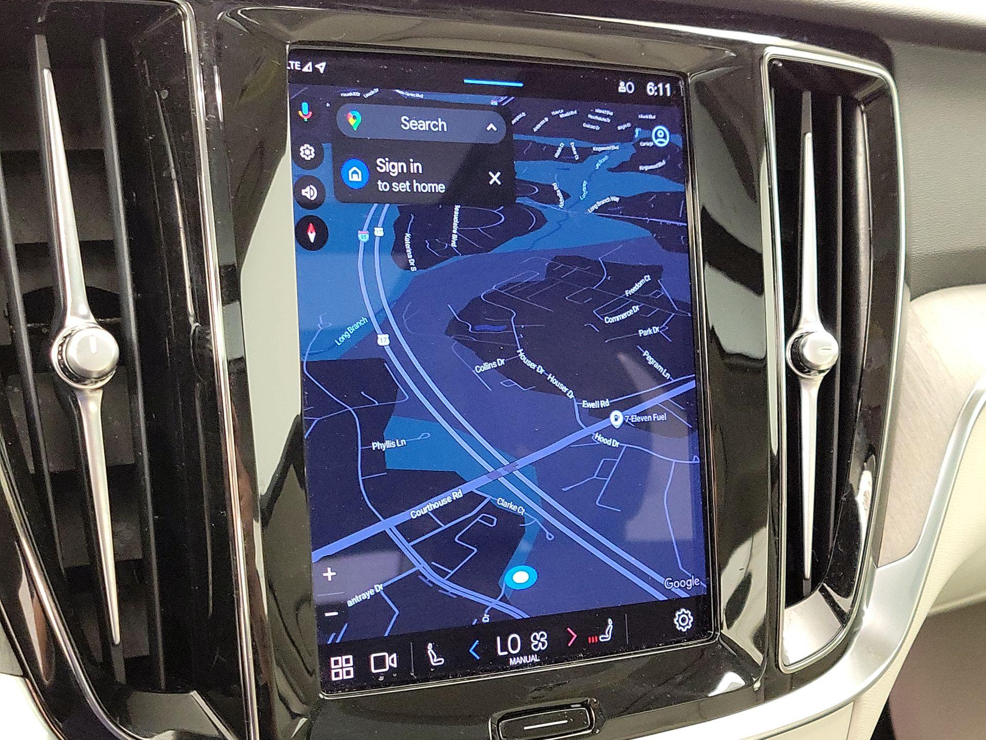 Thumbnail: 2023 Volvo S60 - 14