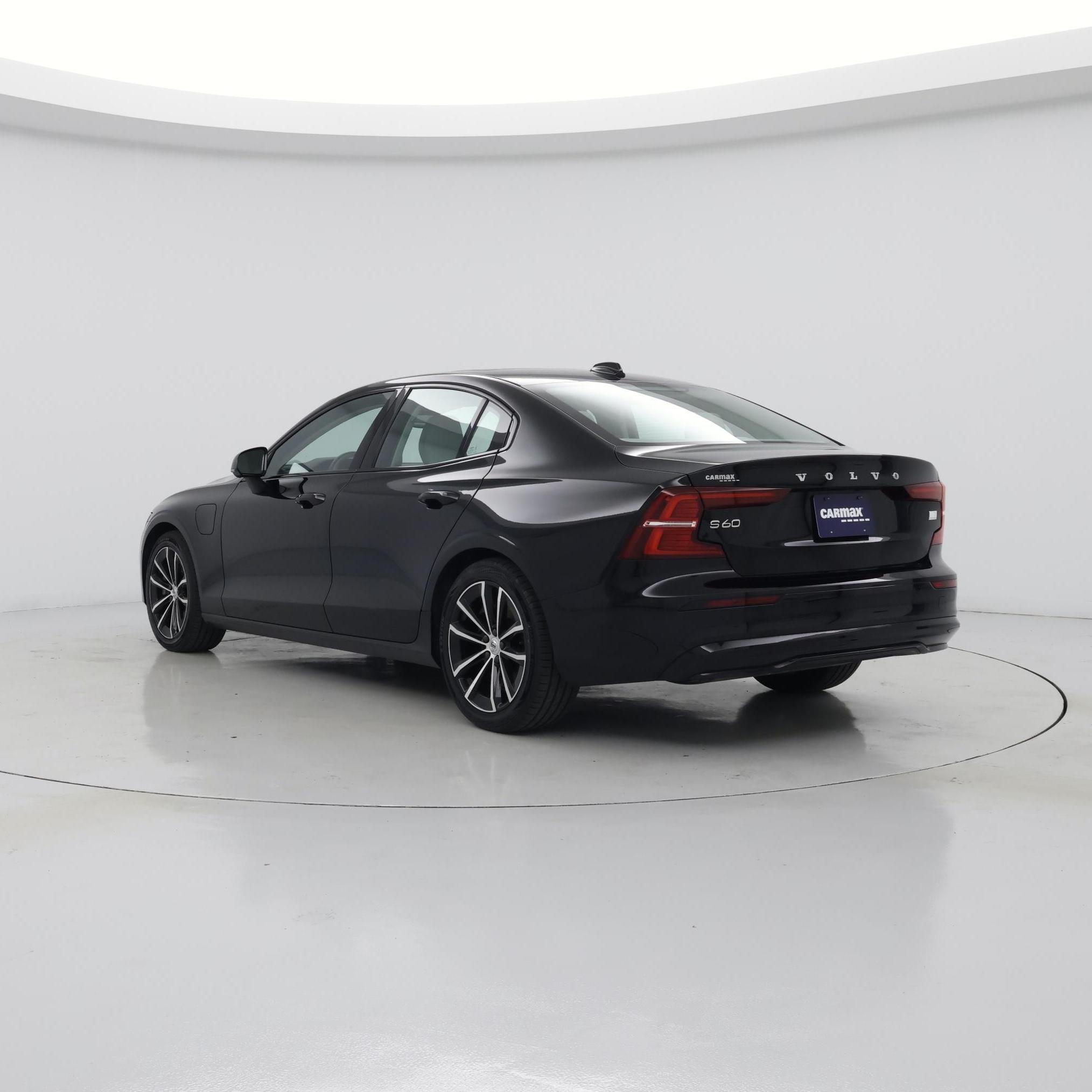 Thumbnail: 2023 Volvo S60 - 2