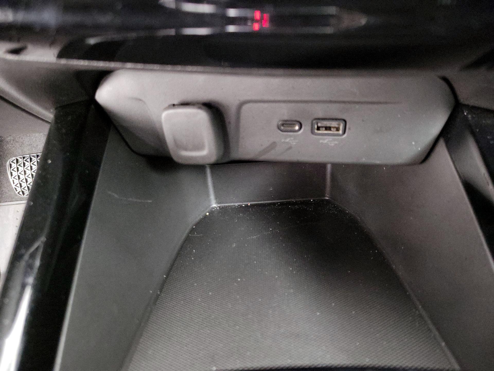 Thumbnail: 2025 Chevrolet Trax - 18