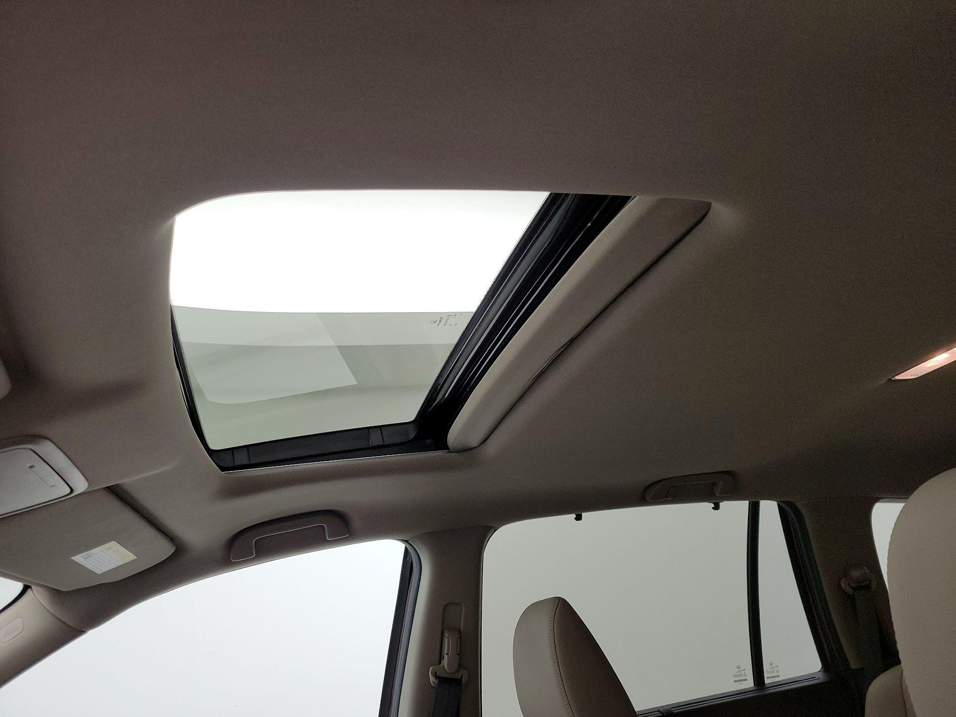 Thumbnail: 2022 Honda Pilot - 19