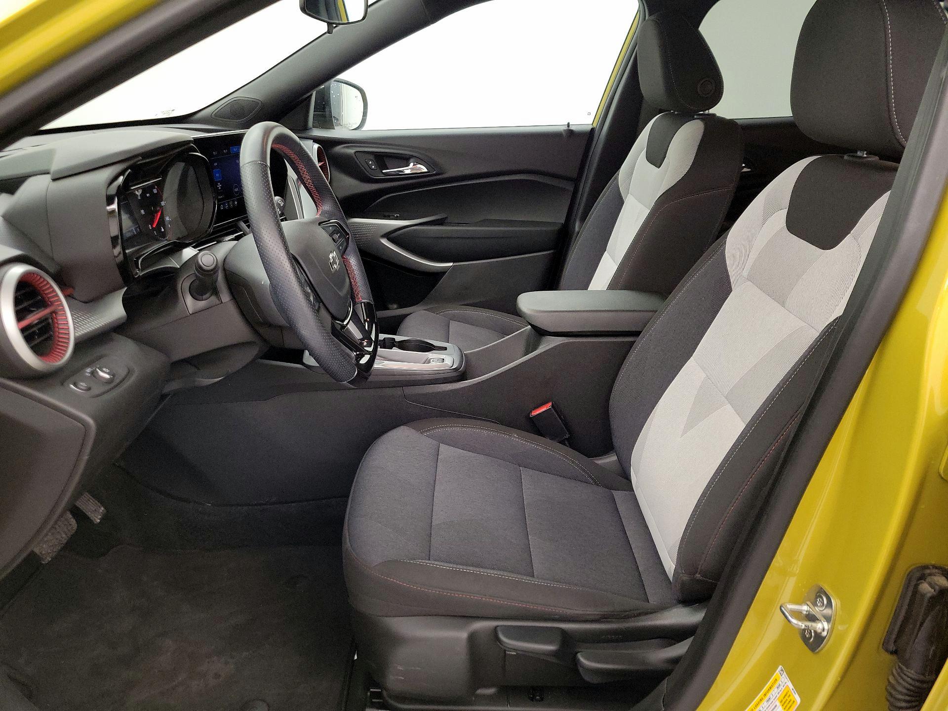 Thumbnail: 2024 Chevrolet Trax - 11