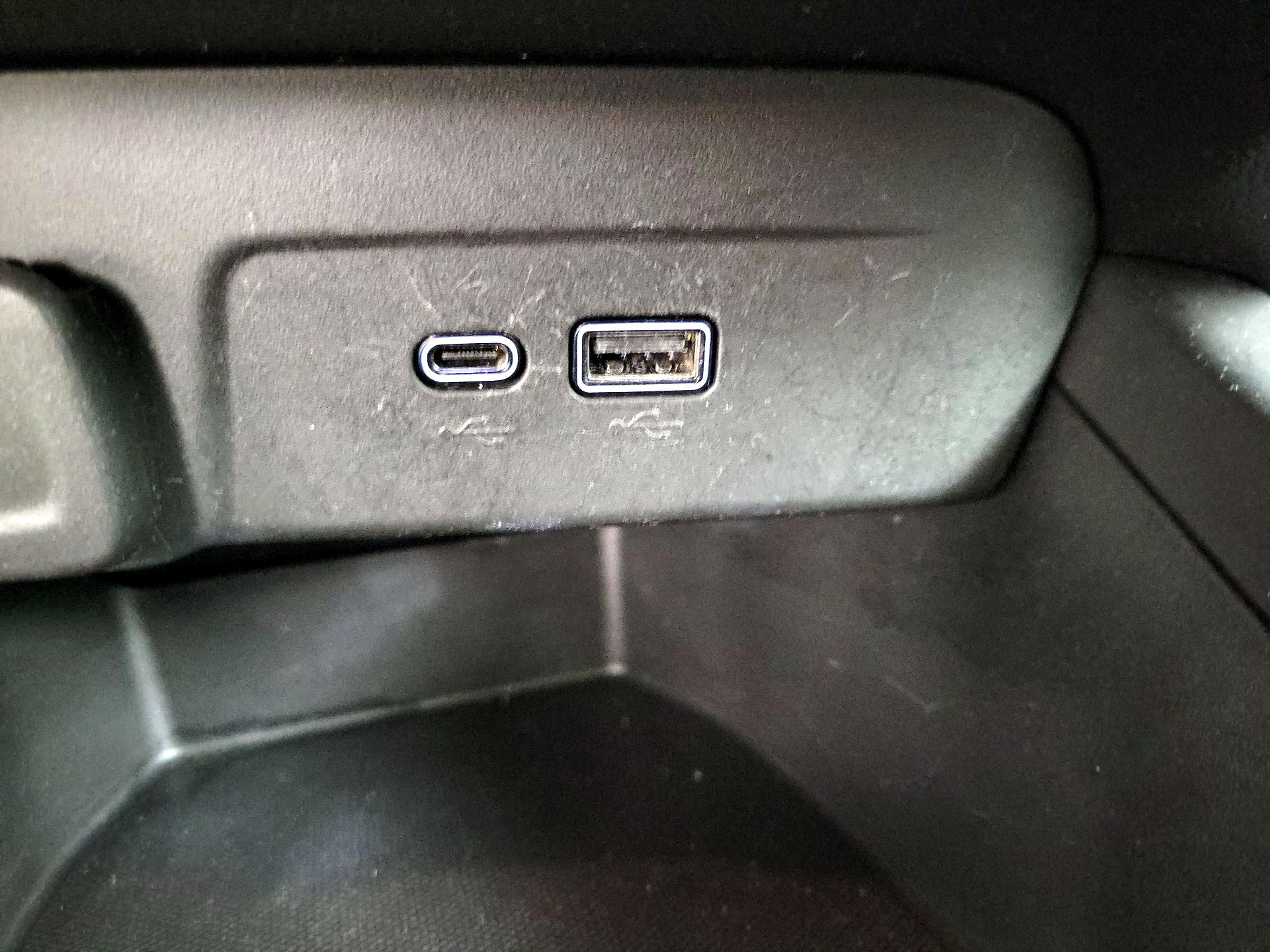 Thumbnail: 2024 Chevrolet Trax - 18