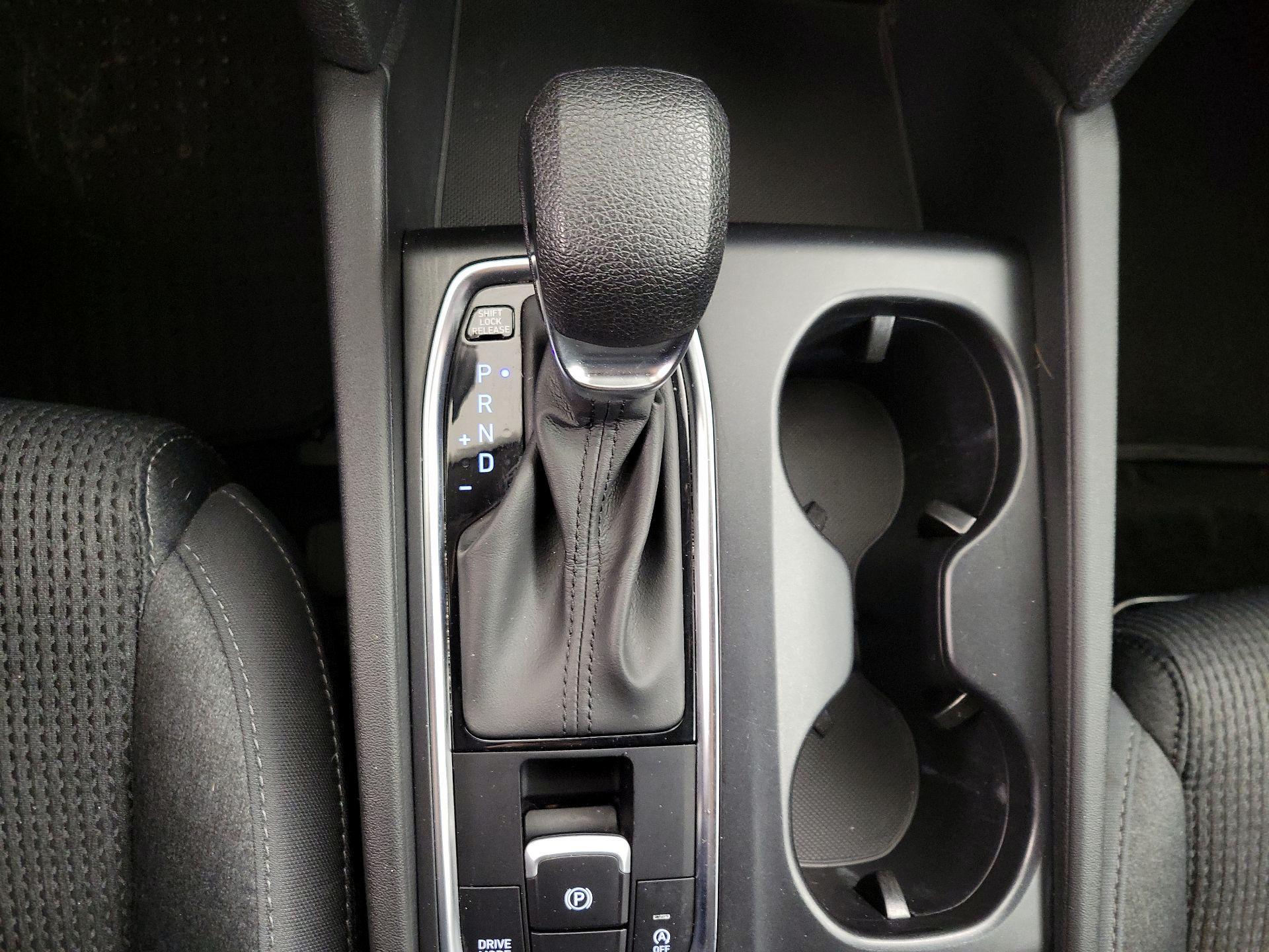 Thumbnail: 2019 Hyundai Santa Fe - 17