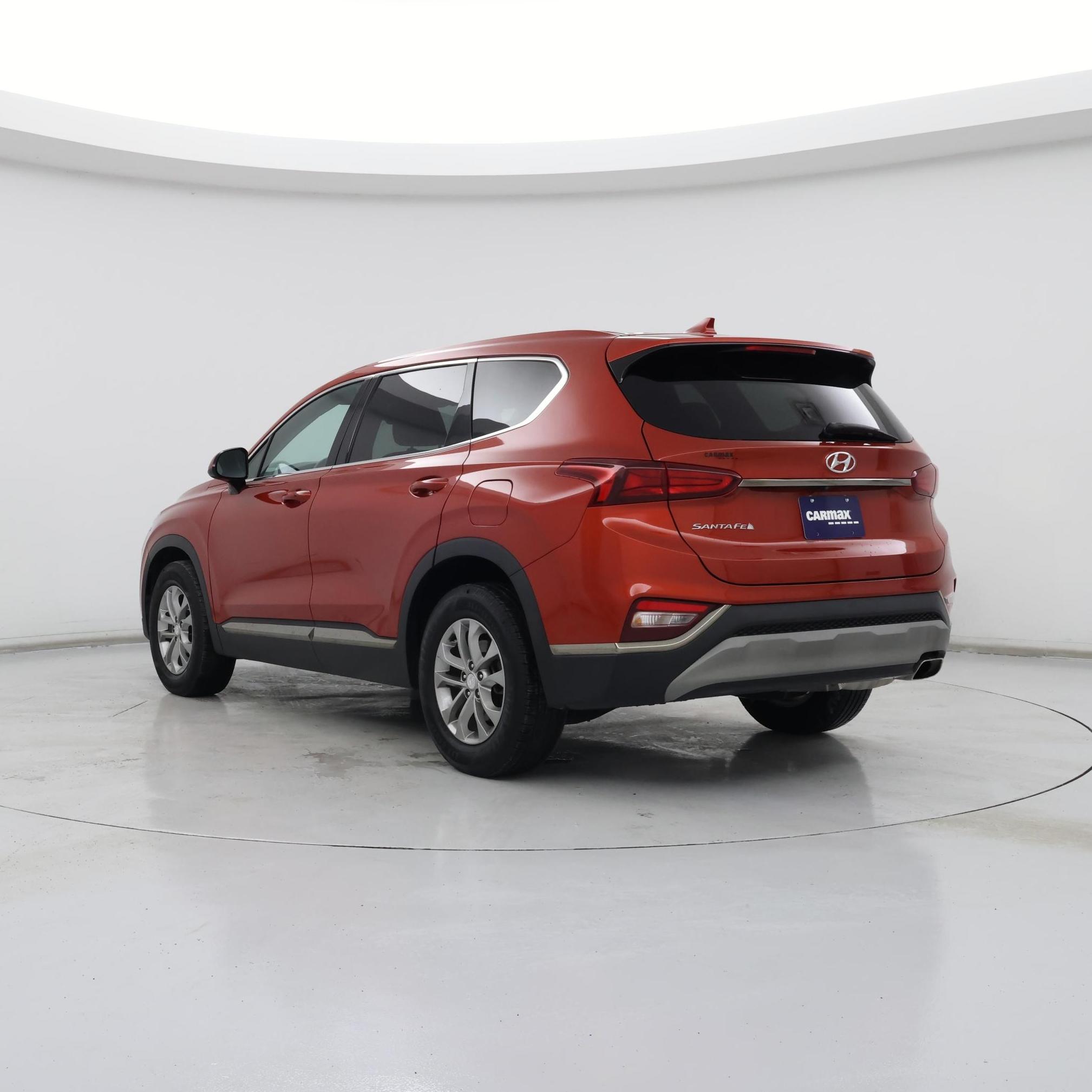 Thumbnail: 2019 Hyundai Santa Fe - 2