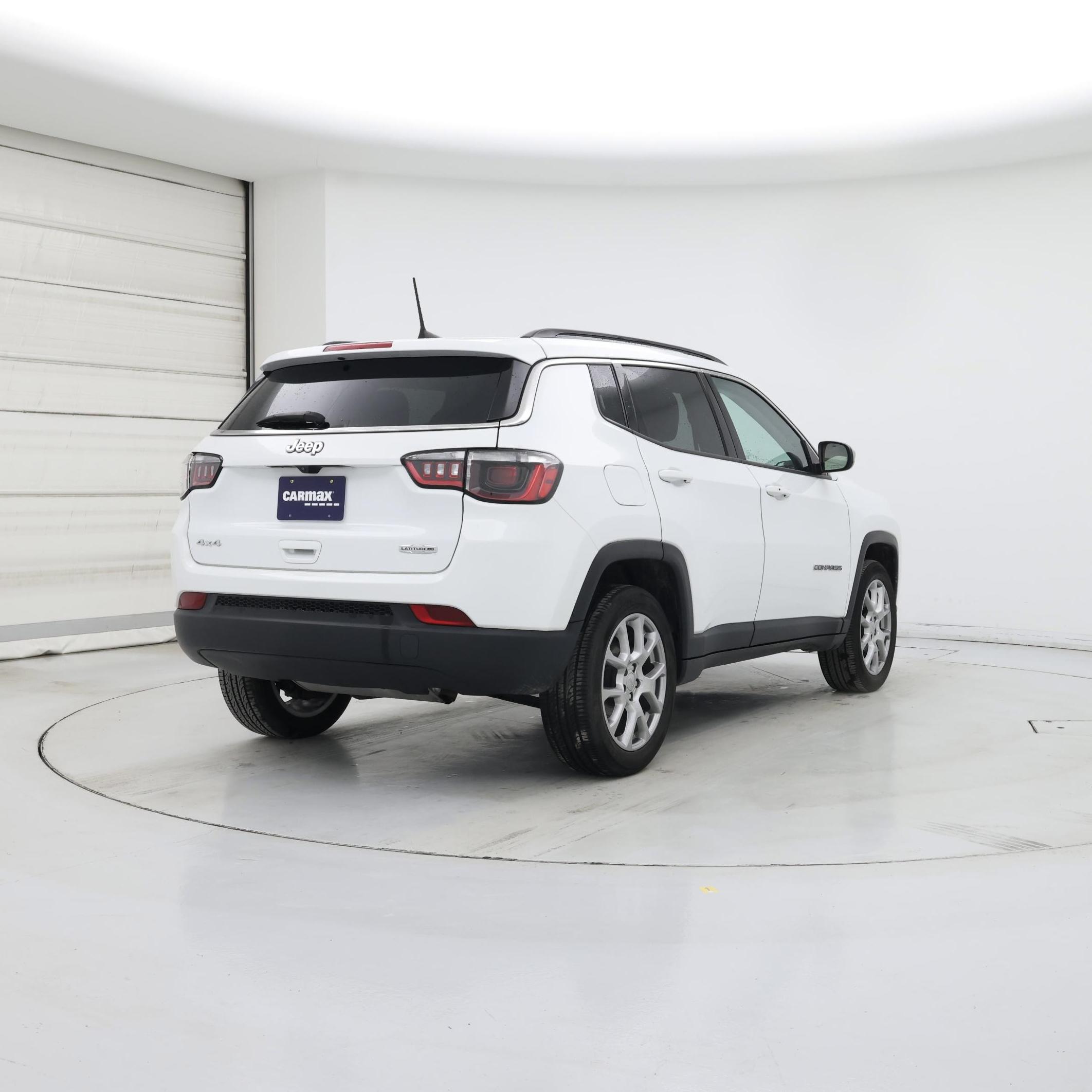 Thumbnail: 2022 Jeep Compass - 8