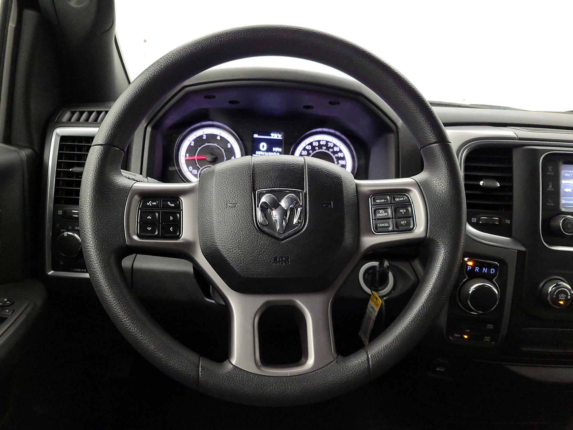 Thumbnail: 2022 RAM 1500 Classic - 10