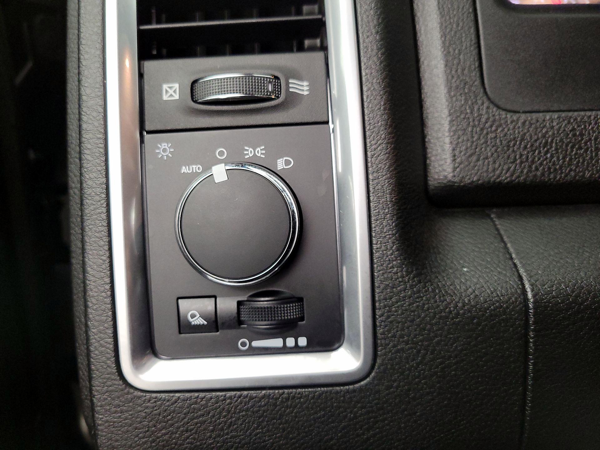 Thumbnail: 2022 RAM 1500 Classic - 13