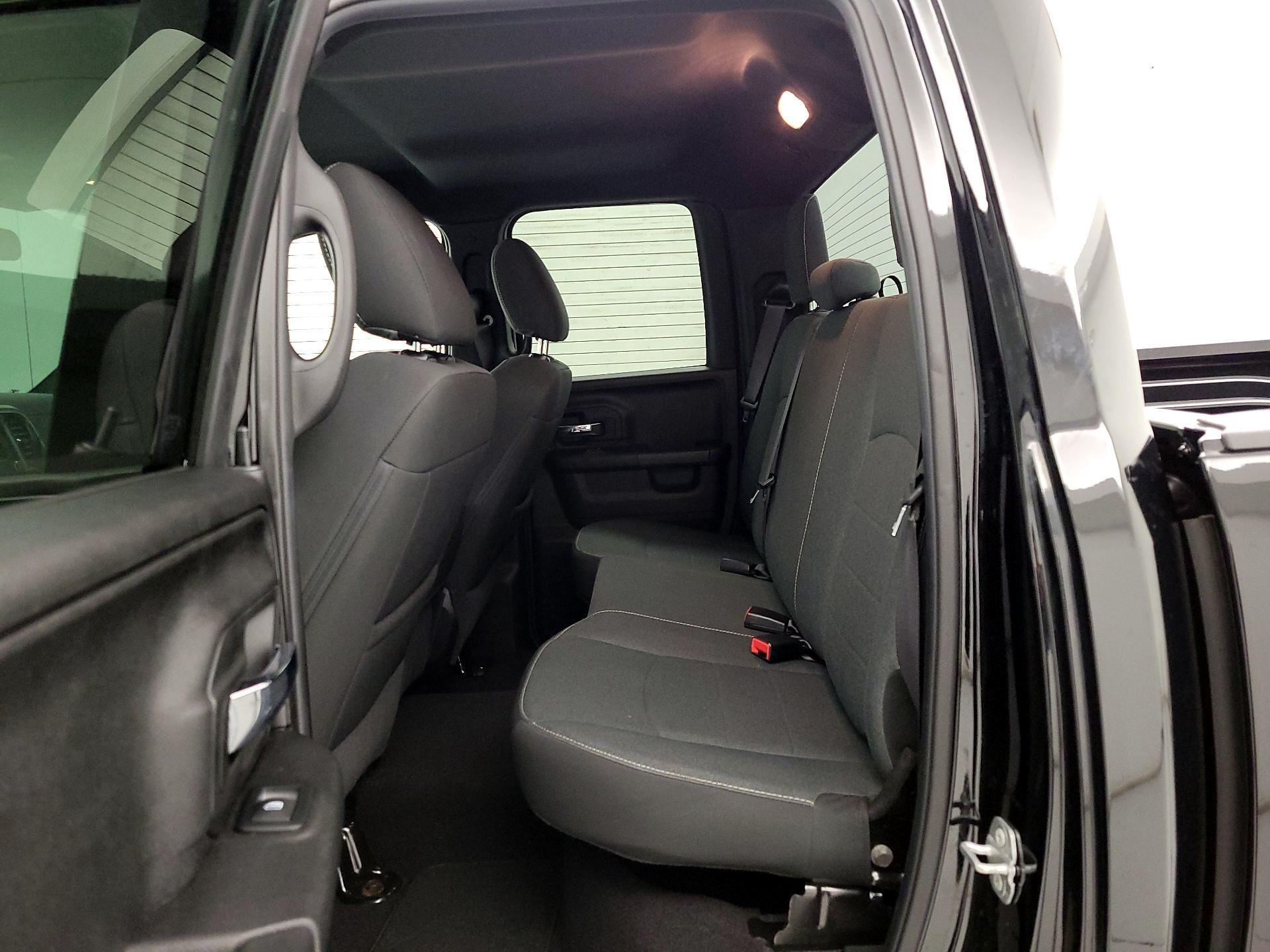 Thumbnail: 2022 RAM 1500 Classic - 18