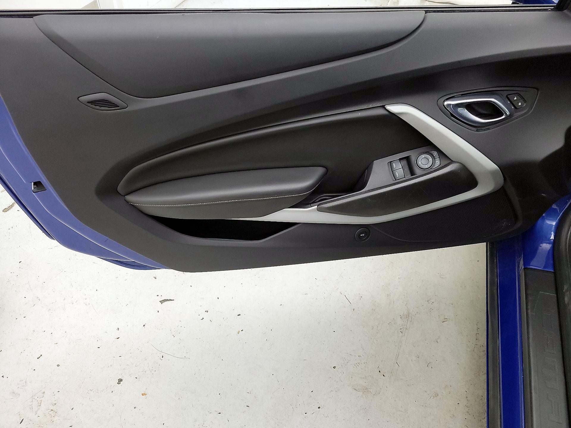 Thumbnail: 2021 Chevrolet Camaro - 12