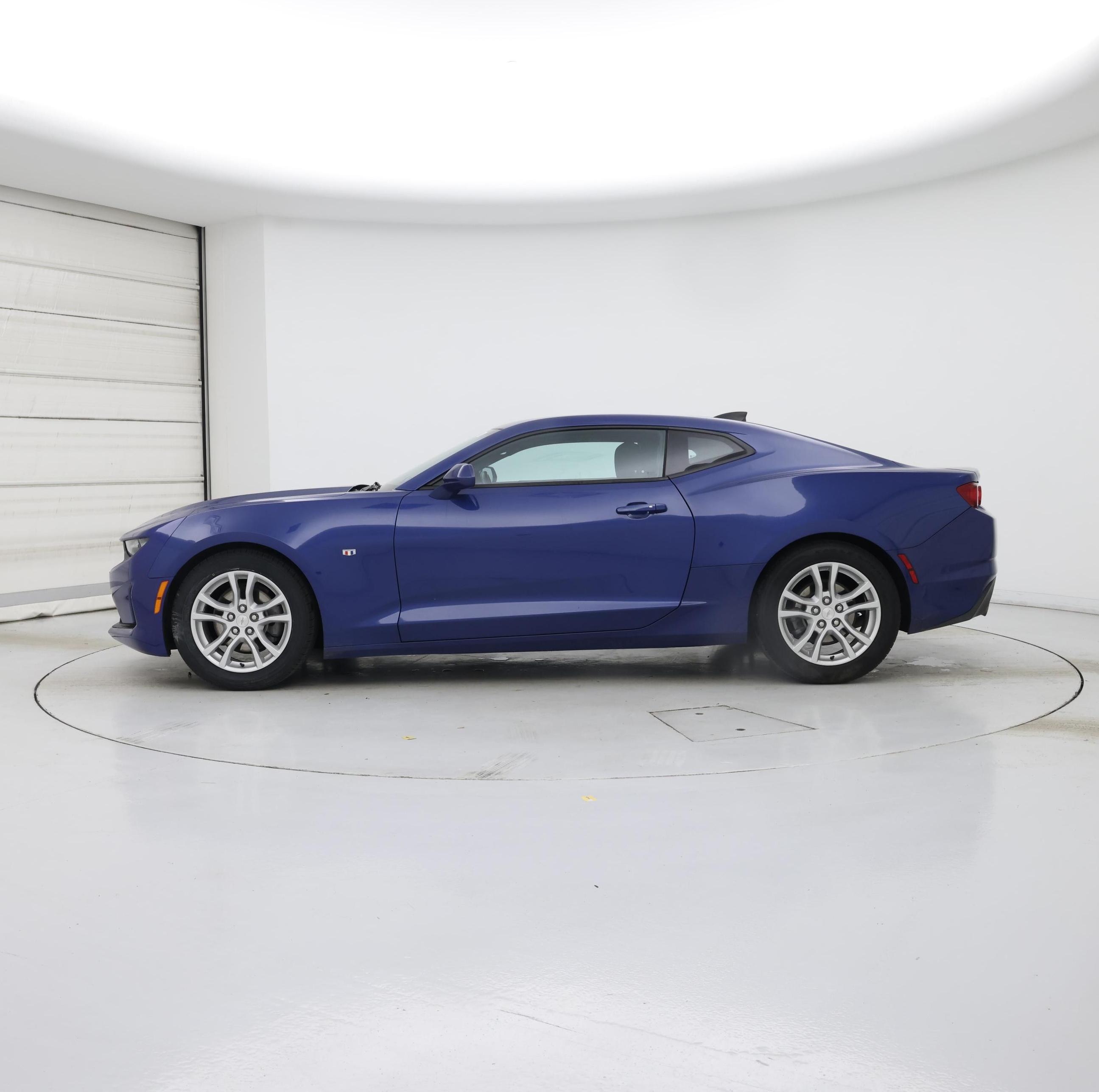 Thumbnail: 2021 Chevrolet Camaro - 3