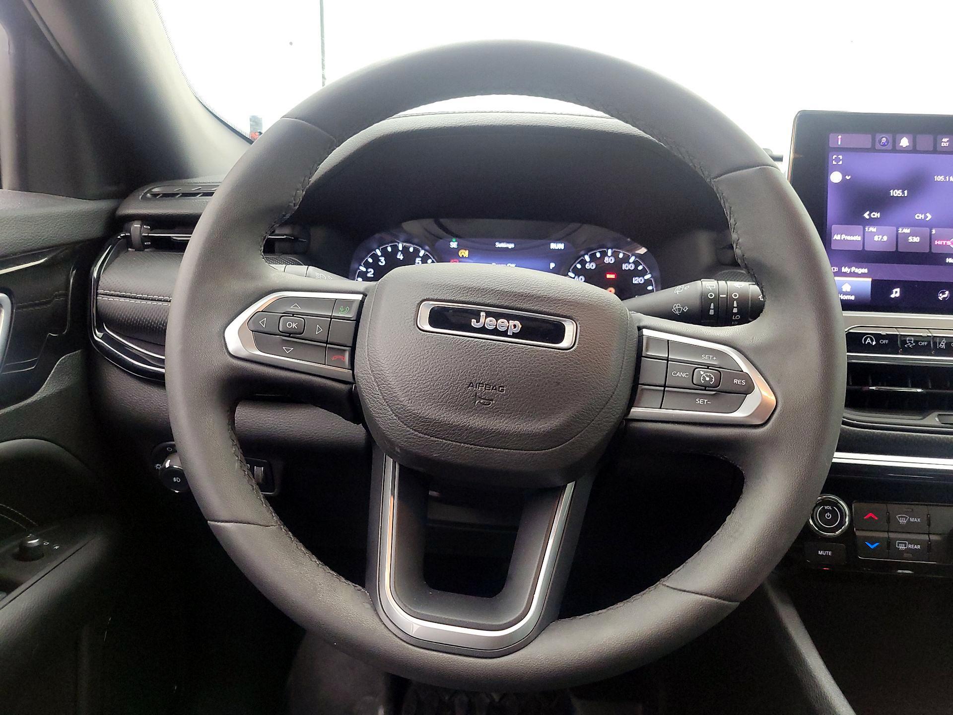 Thumbnail: 2022 Jeep Compass - 10