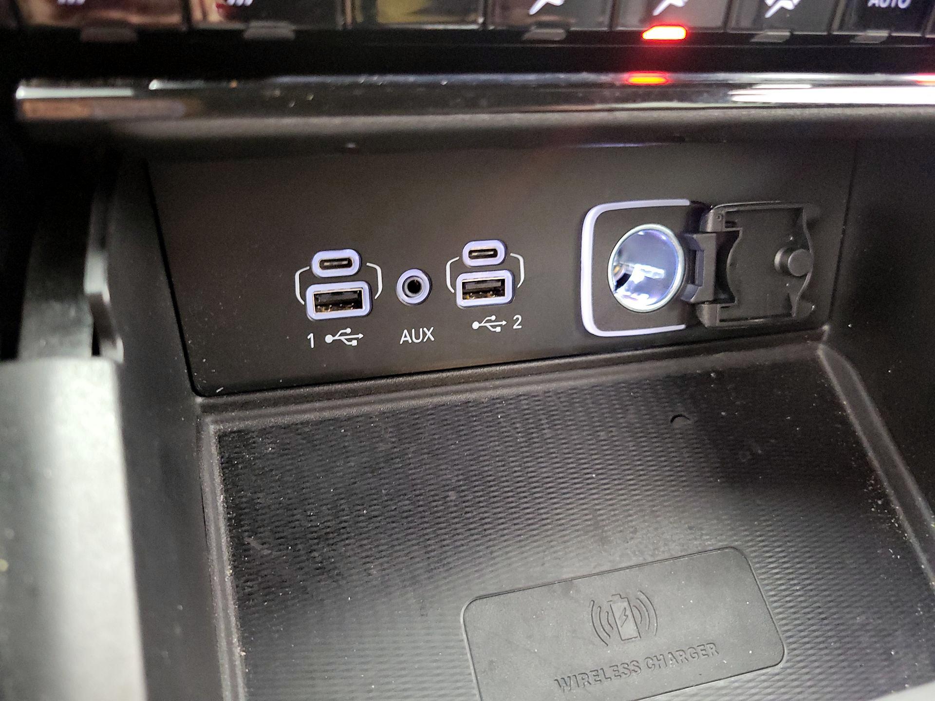 Thumbnail: 2023 Jeep Grand Cherokee - 19