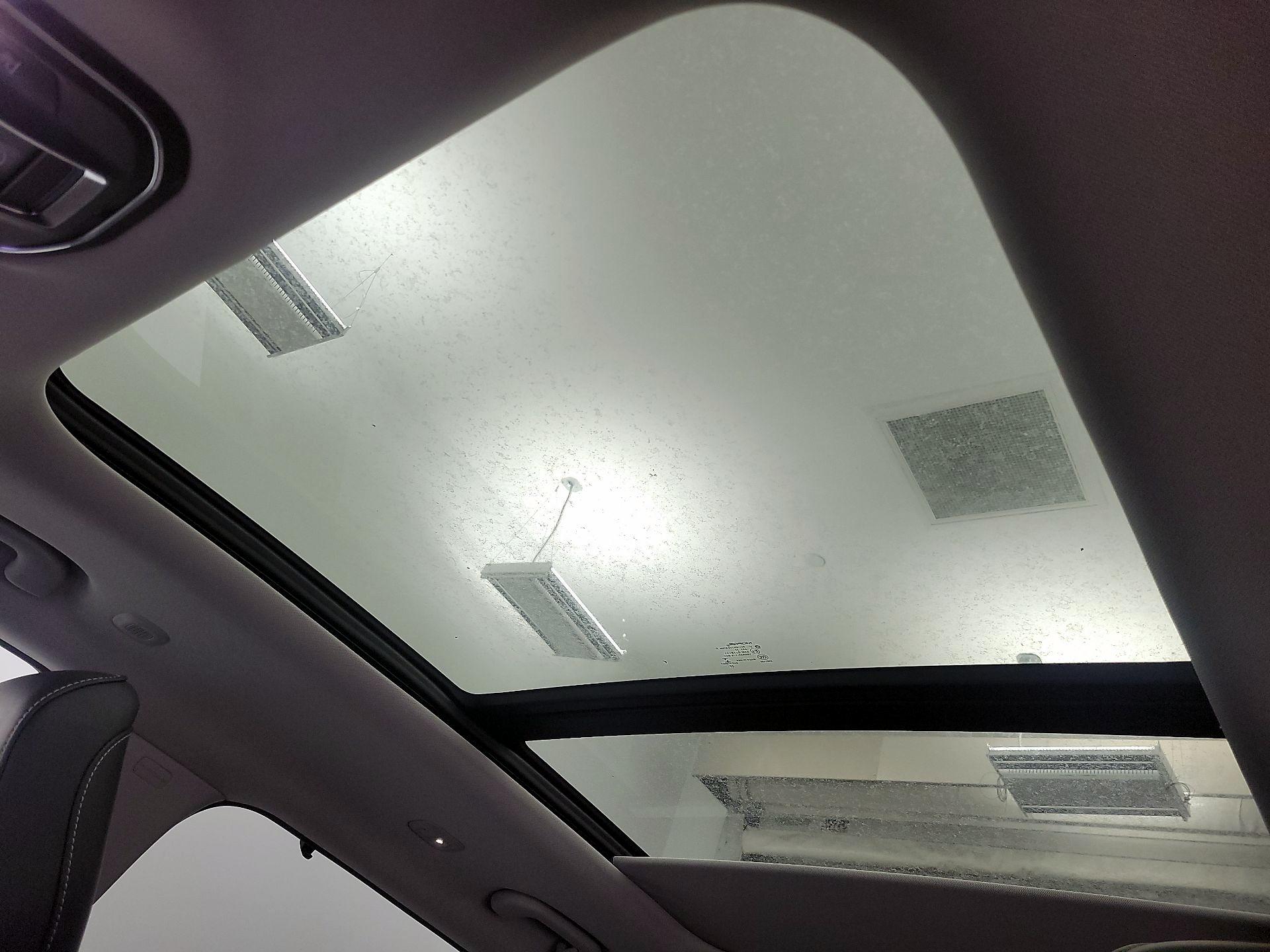 Thumbnail: 2023 Jeep Grand Cherokee L - 20