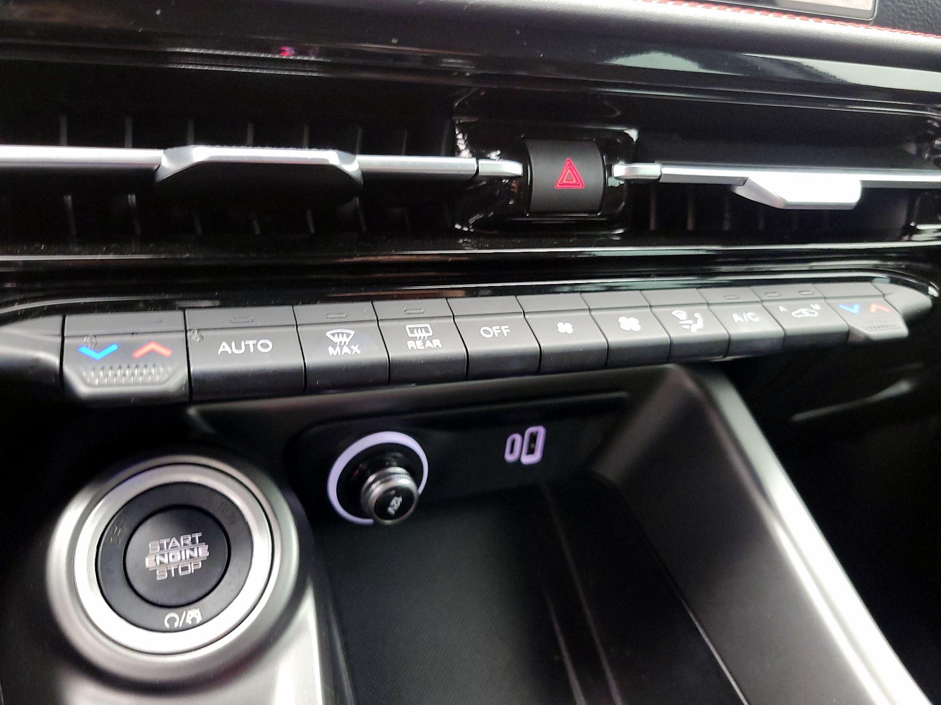 Thumbnail: 2024 Dodge Hornet - 16